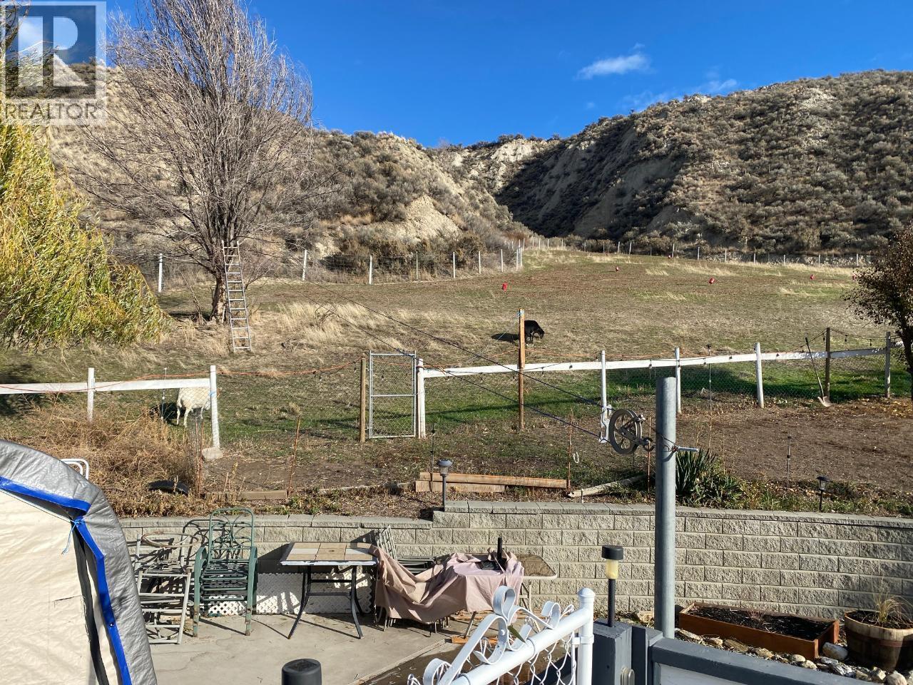 KAMLOOPS, British Columbia, V2H 1S7, CA, 4 Bedrooms Bedrooms, ,3 BathroomsBathrooms,Residential,For Sale,1949543