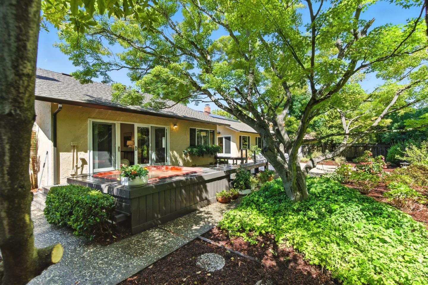 Saratoga, California, 95070, United States, 5 Bedrooms Bedrooms, ,3 BathroomsBathrooms,Residential,For Sale,1942184
