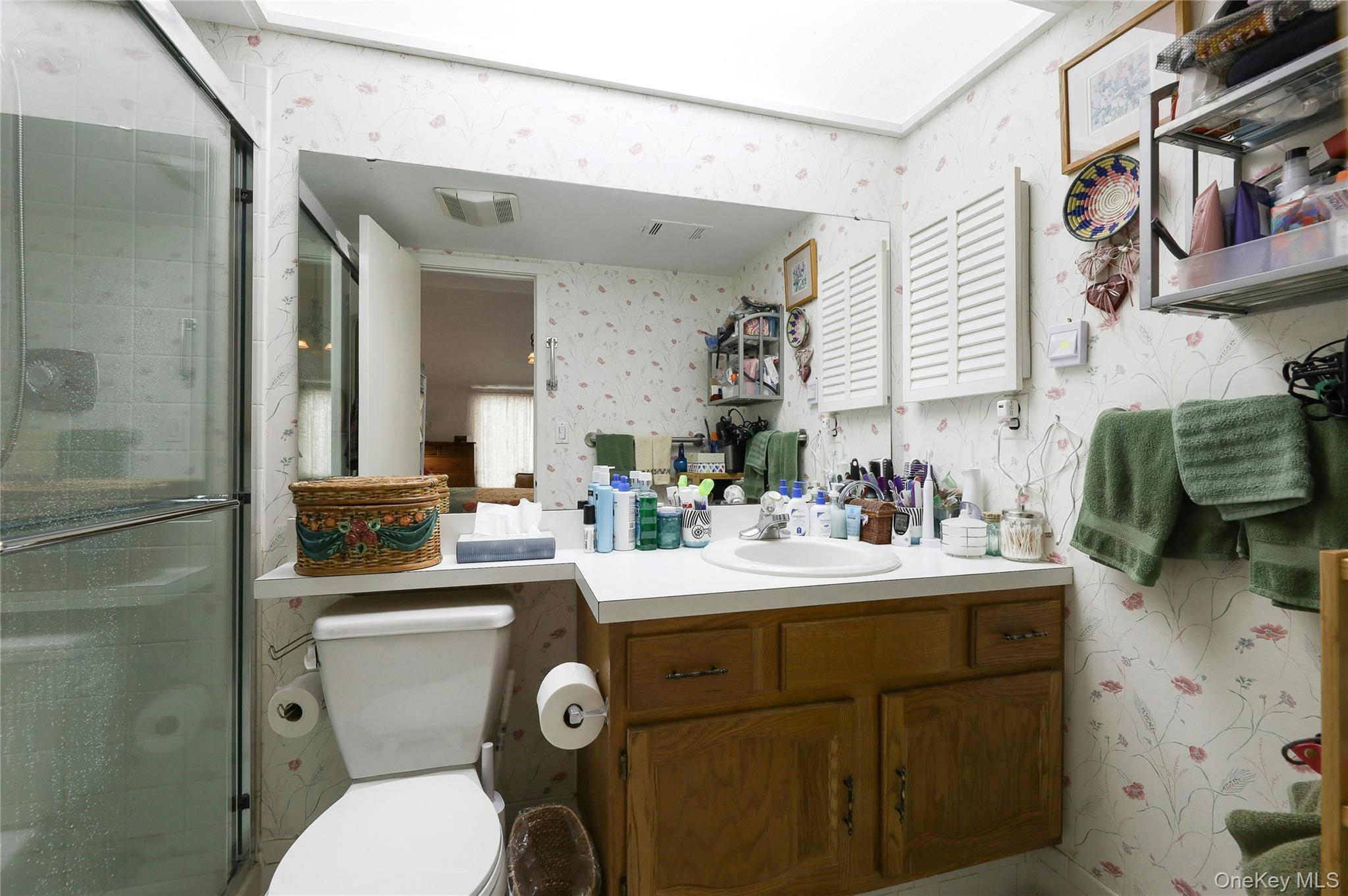 Nanuet, New York, 10954, United States, 2 Bedrooms Bedrooms, ,3 BathroomsBathrooms,Residential,For Sale,1947032
