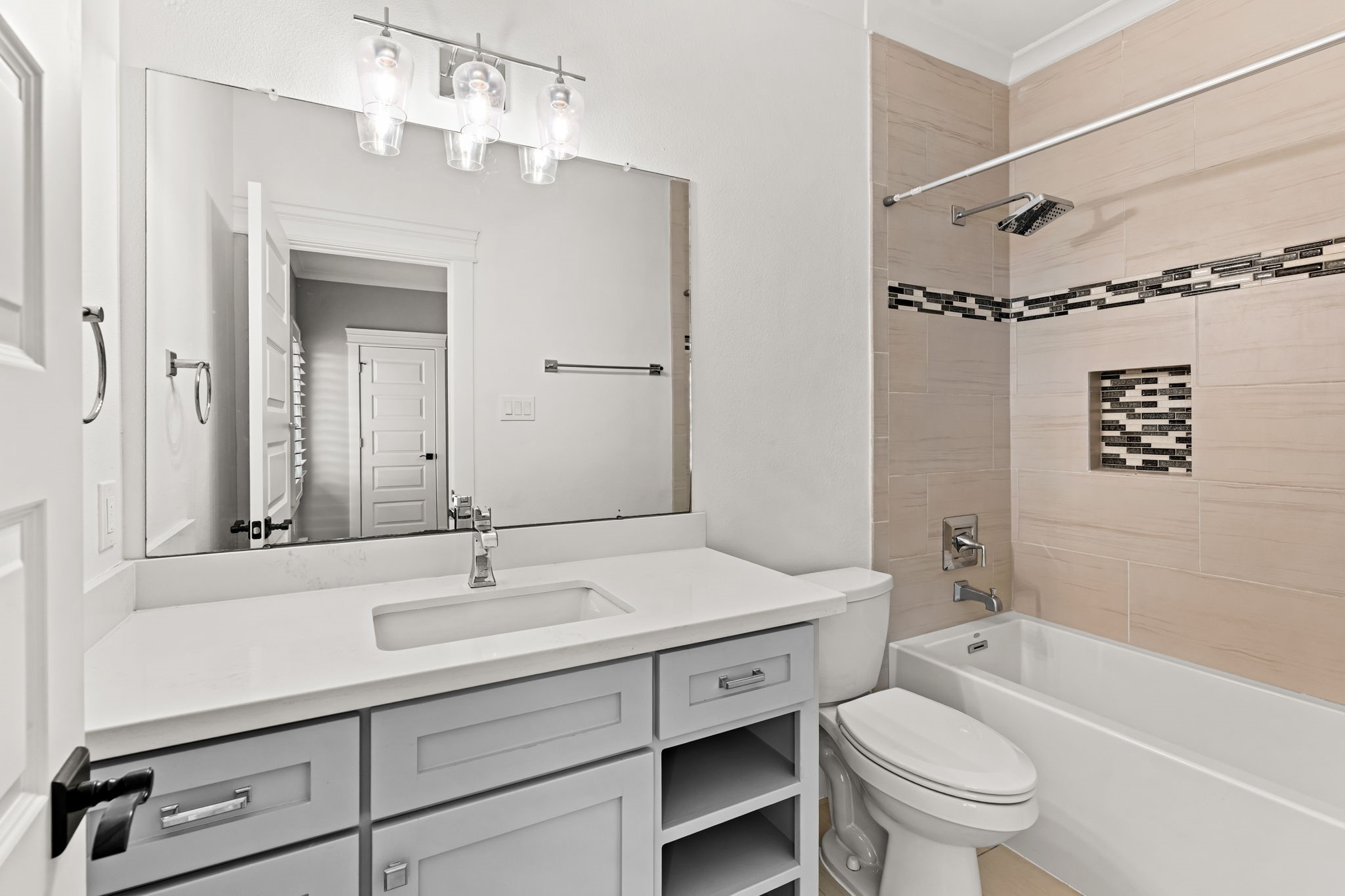  1717 Bayram Drive - 物件實景