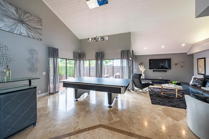 Plantation, Florida, 33324, United States, 4 Bedrooms Bedrooms, ,3 BathroomsBathrooms,Residential,For Sale,1987783