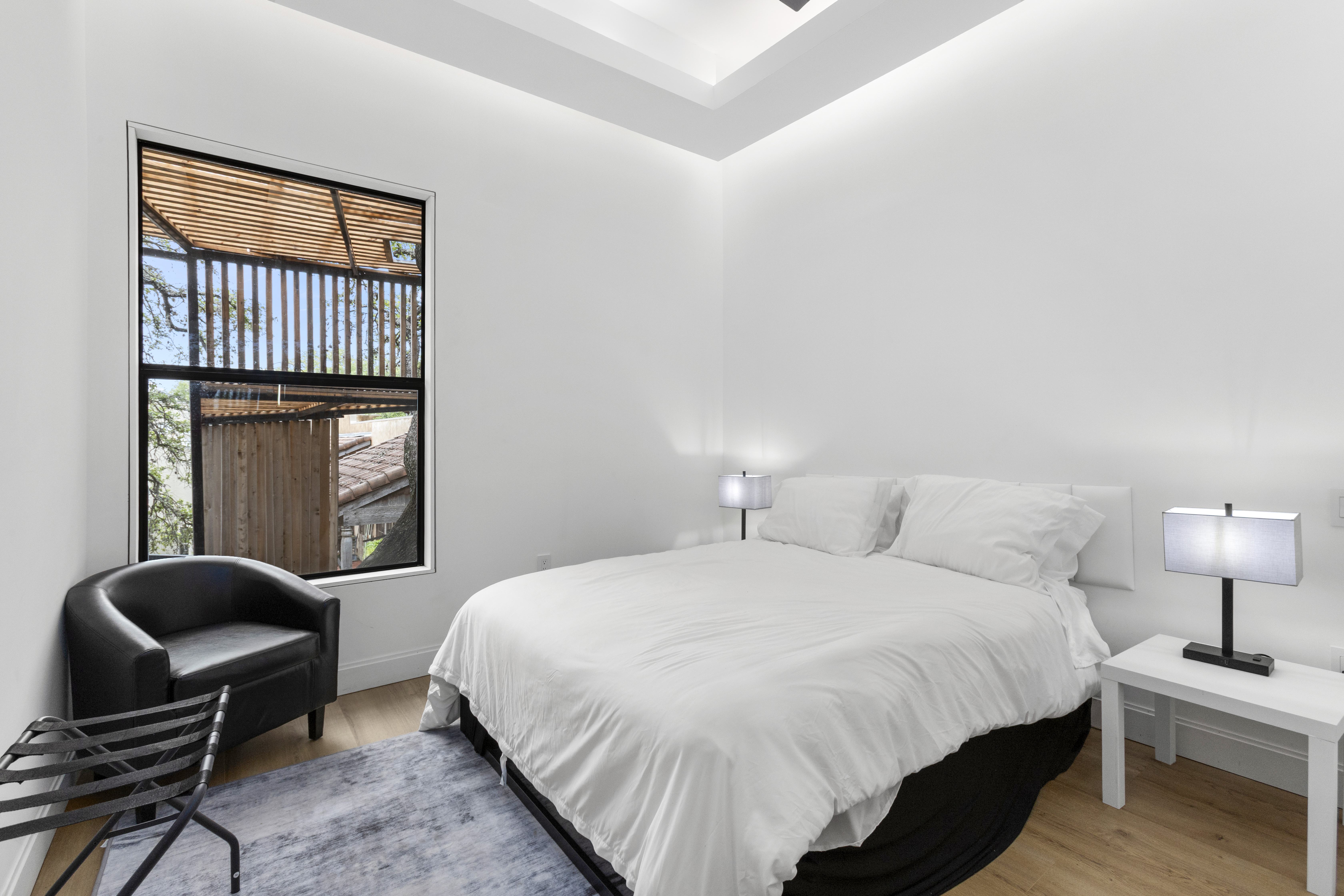  Architectural Masterpiece in Oak Hills - 物件實景