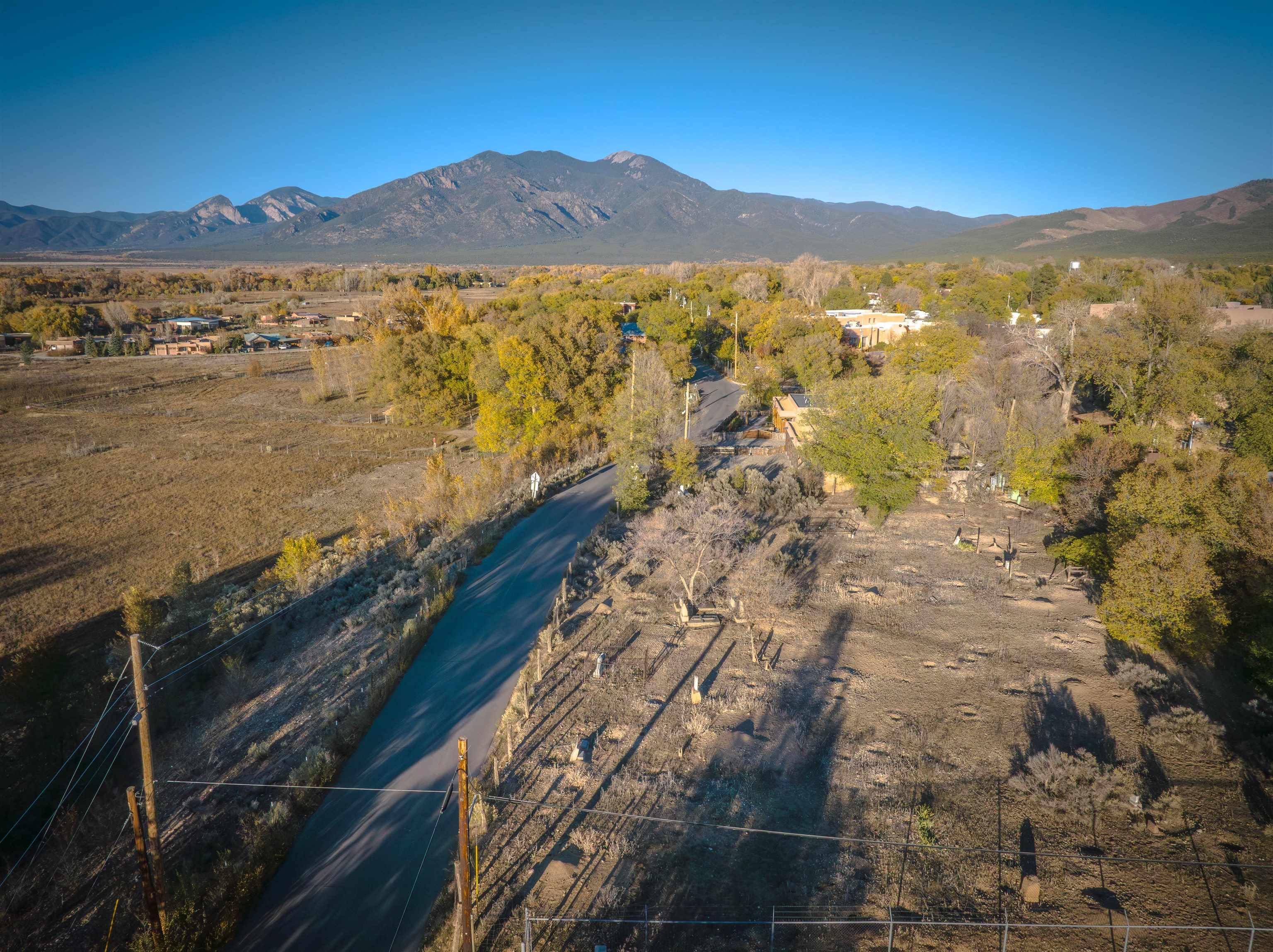 Taos, New Mexico, 87571, United States, 2 Bedrooms Bedrooms, ,2 BathroomsBathrooms,Residential,For Sale,1991479