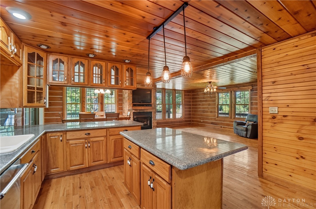 Woodstock, Ohio, 43084, United States, 3 Bedrooms Bedrooms, ,3 BathroomsBathrooms,Residential,For Sale,1956339