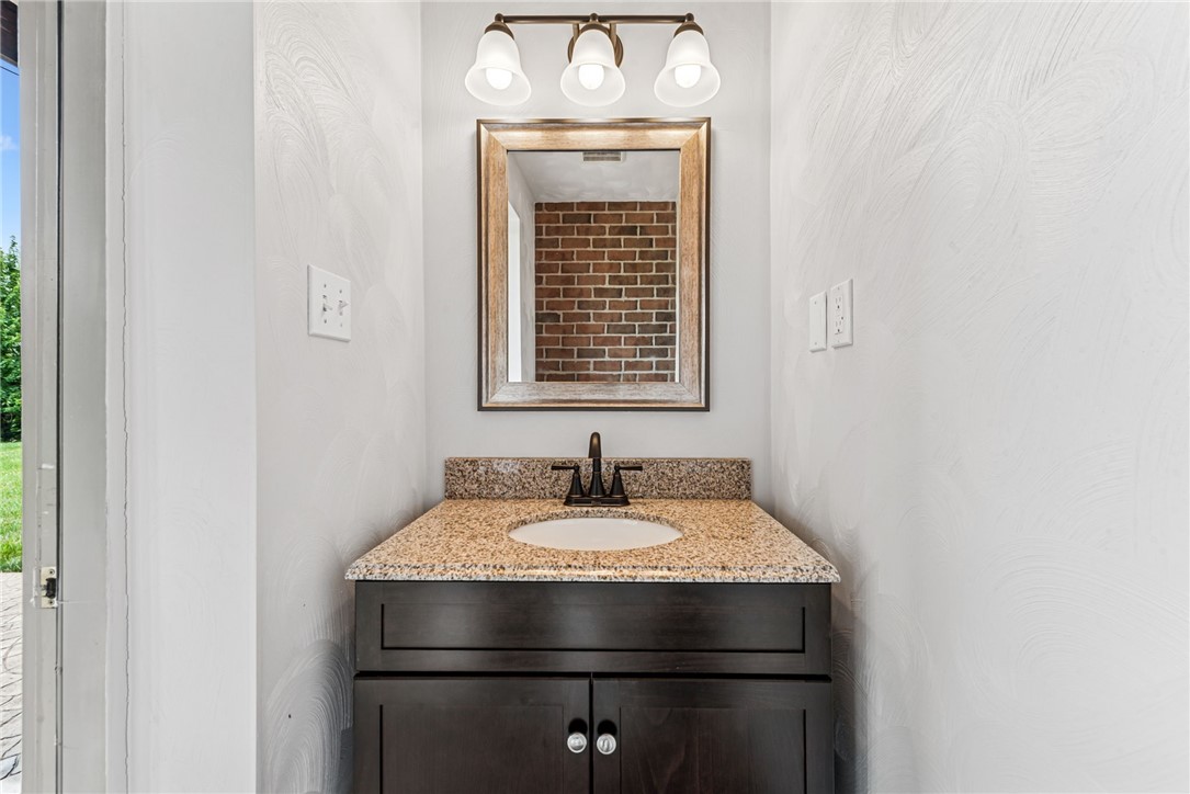 North Huntingdon, Pennsylvania, 15642, United States, 5 Bedrooms Bedrooms, ,4 BathroomsBathrooms,Residential,For Sale,1975902