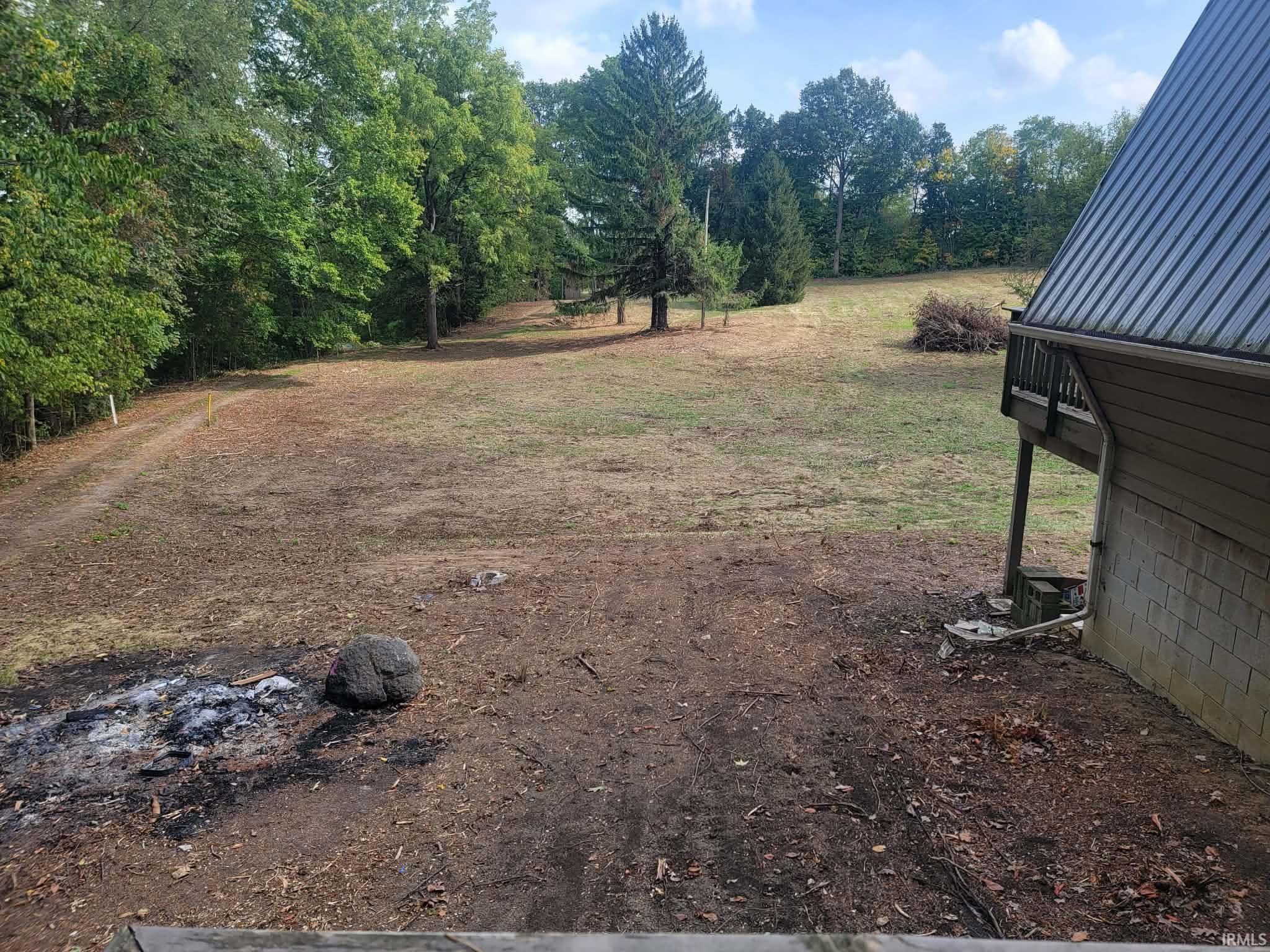 Roanoke, Indiana, 46783, United States, 4 Bedrooms Bedrooms, ,3 BathroomsBathrooms,Residential,For Sale,2005633