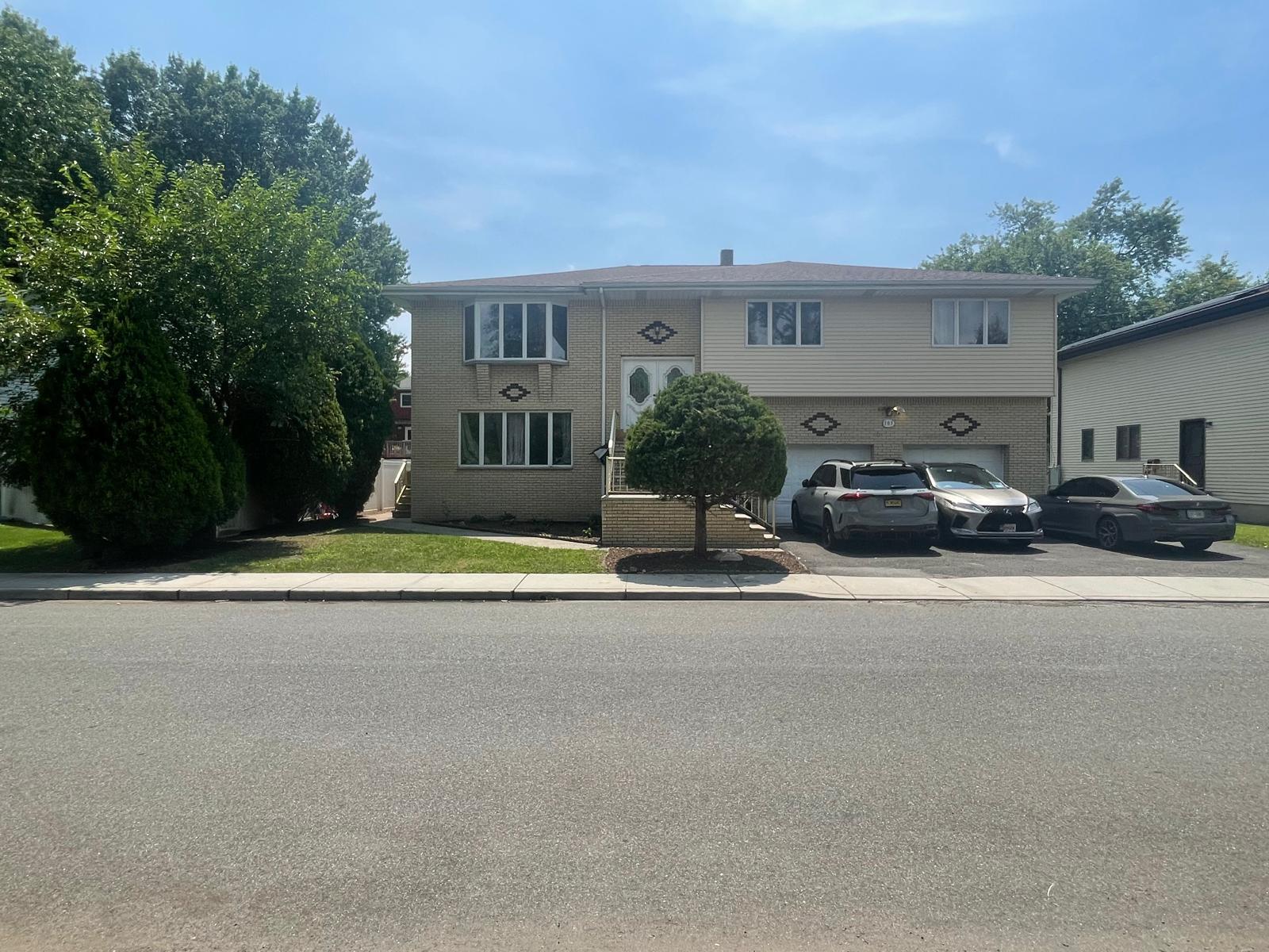 Little Ferry, New Jersey, 07643, United States, 6 Bedrooms Bedrooms, ,4 BathroomsBathrooms,Residential,For Sale,1975131