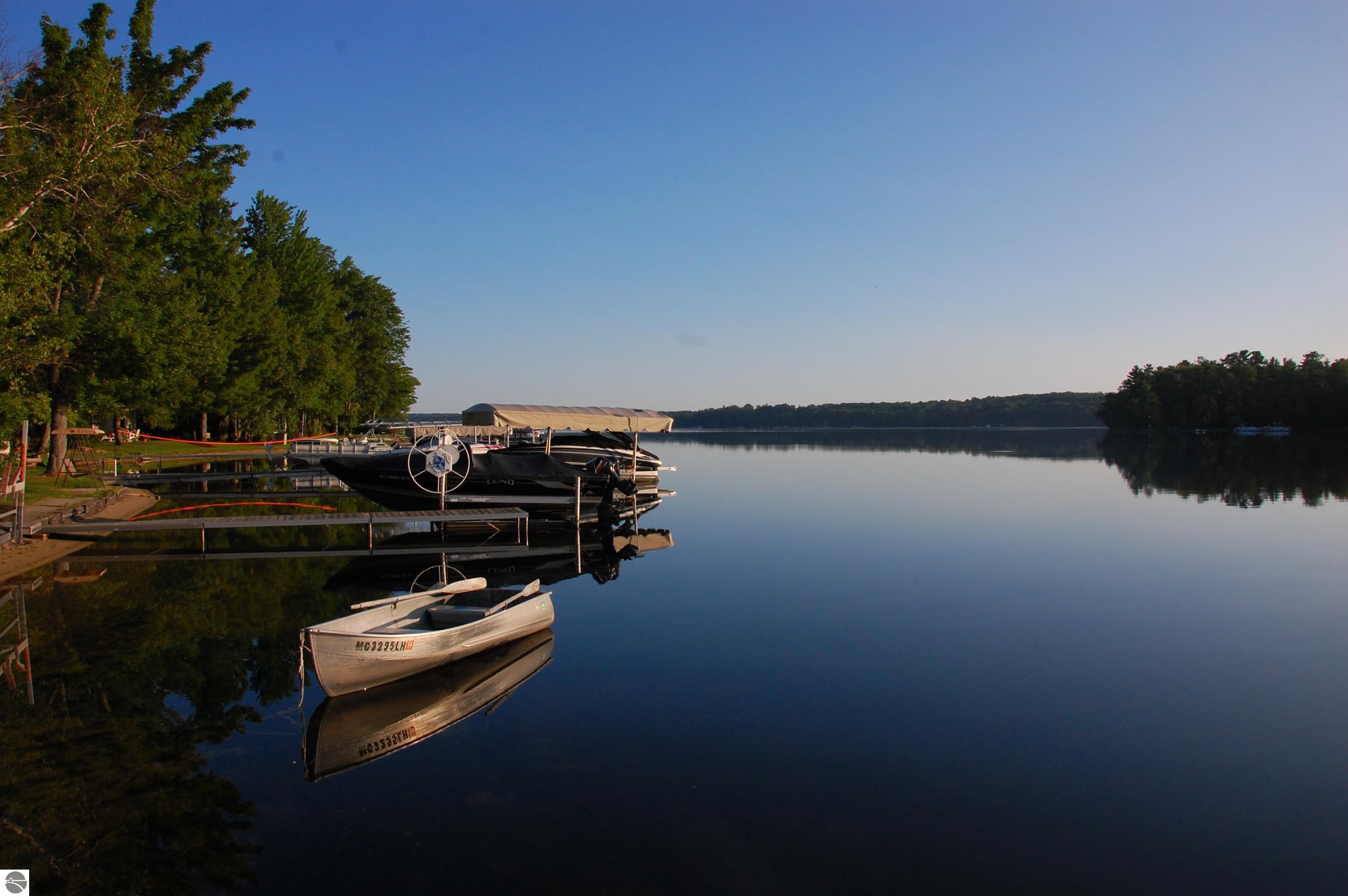 Traverse City, Michigan, 49685, United States, 9 Bedrooms Bedrooms, ,5 BathroomsBathrooms,Residential,For Sale,1995460