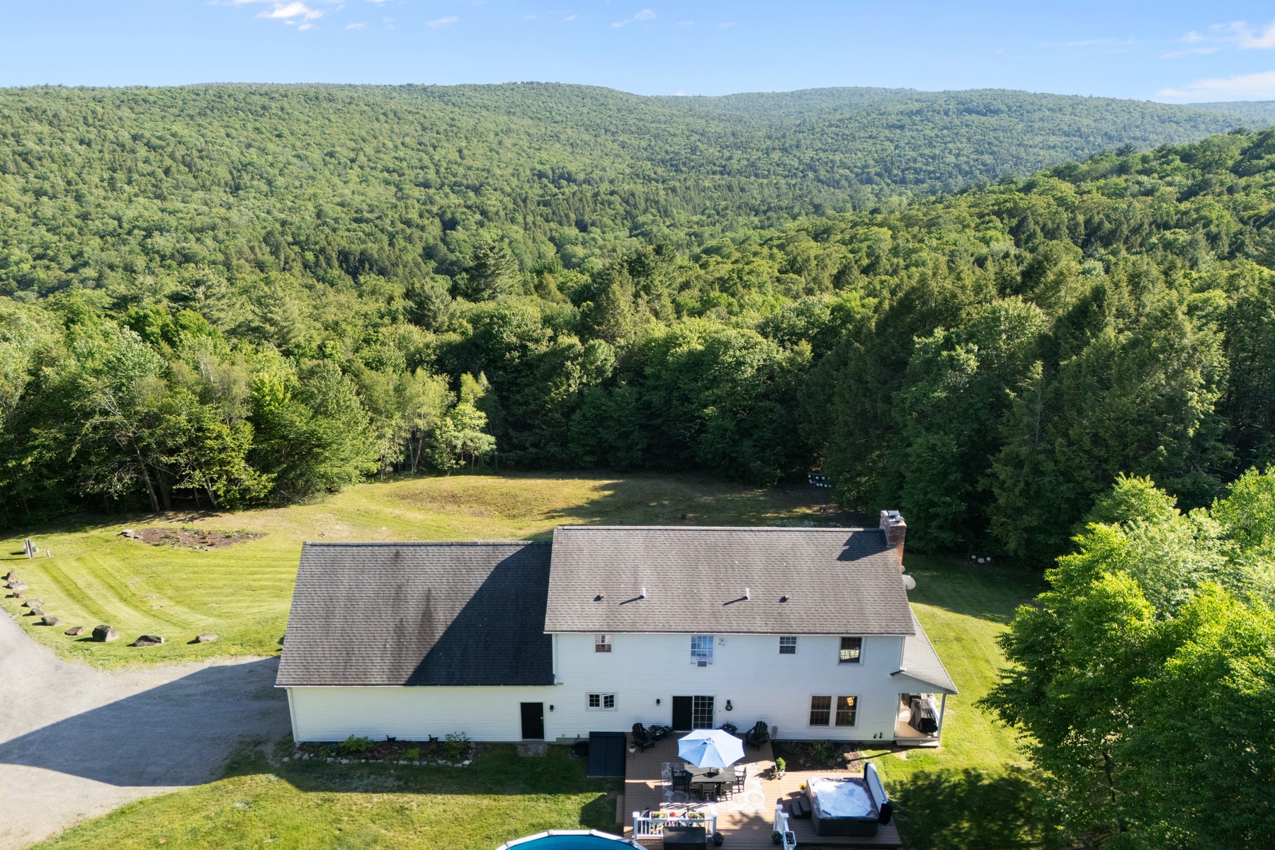  598 Hubbard Hill Road - 物件實景