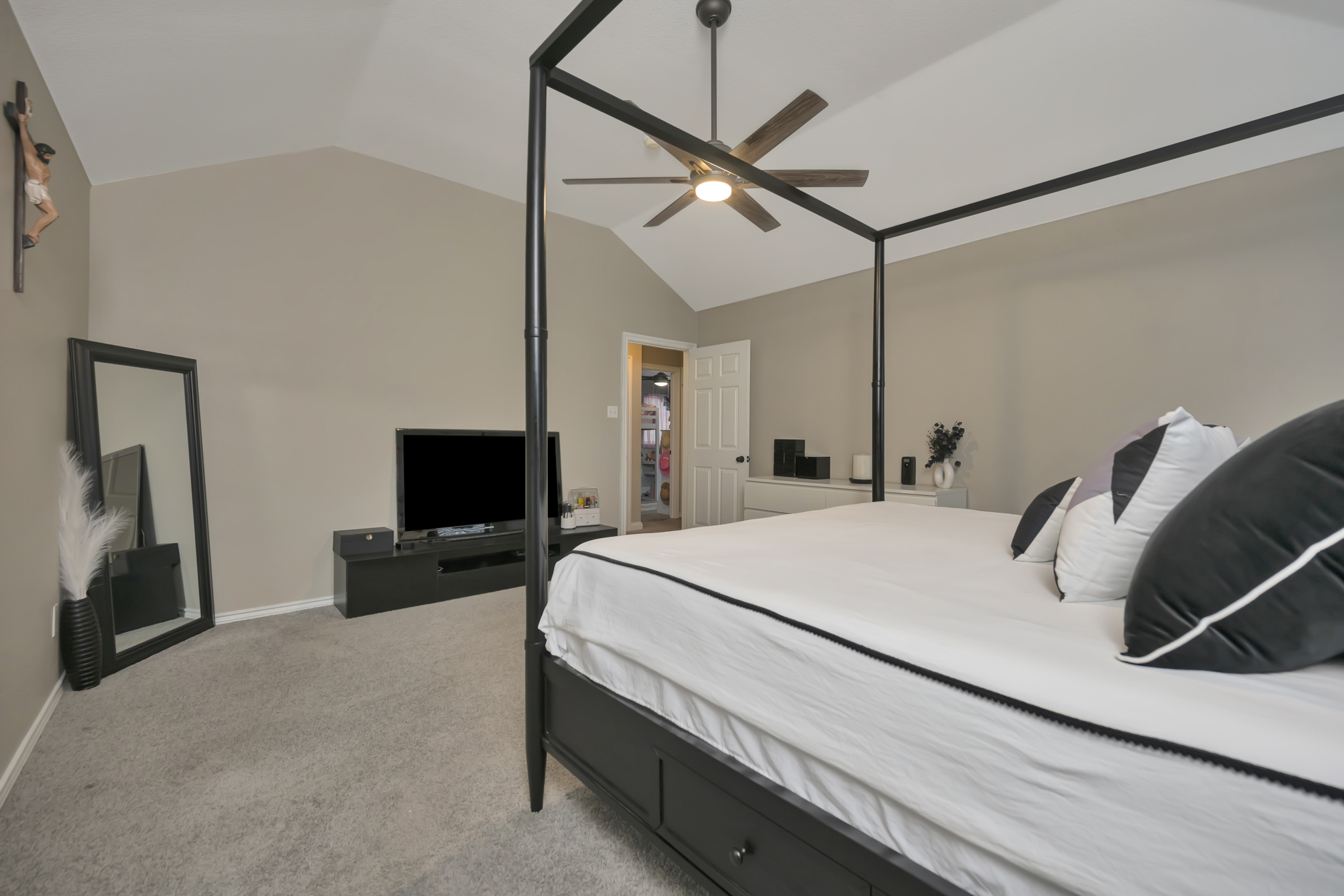  Updated Traditional Home Near Texas Motor Speedway in Justin - 物件實景