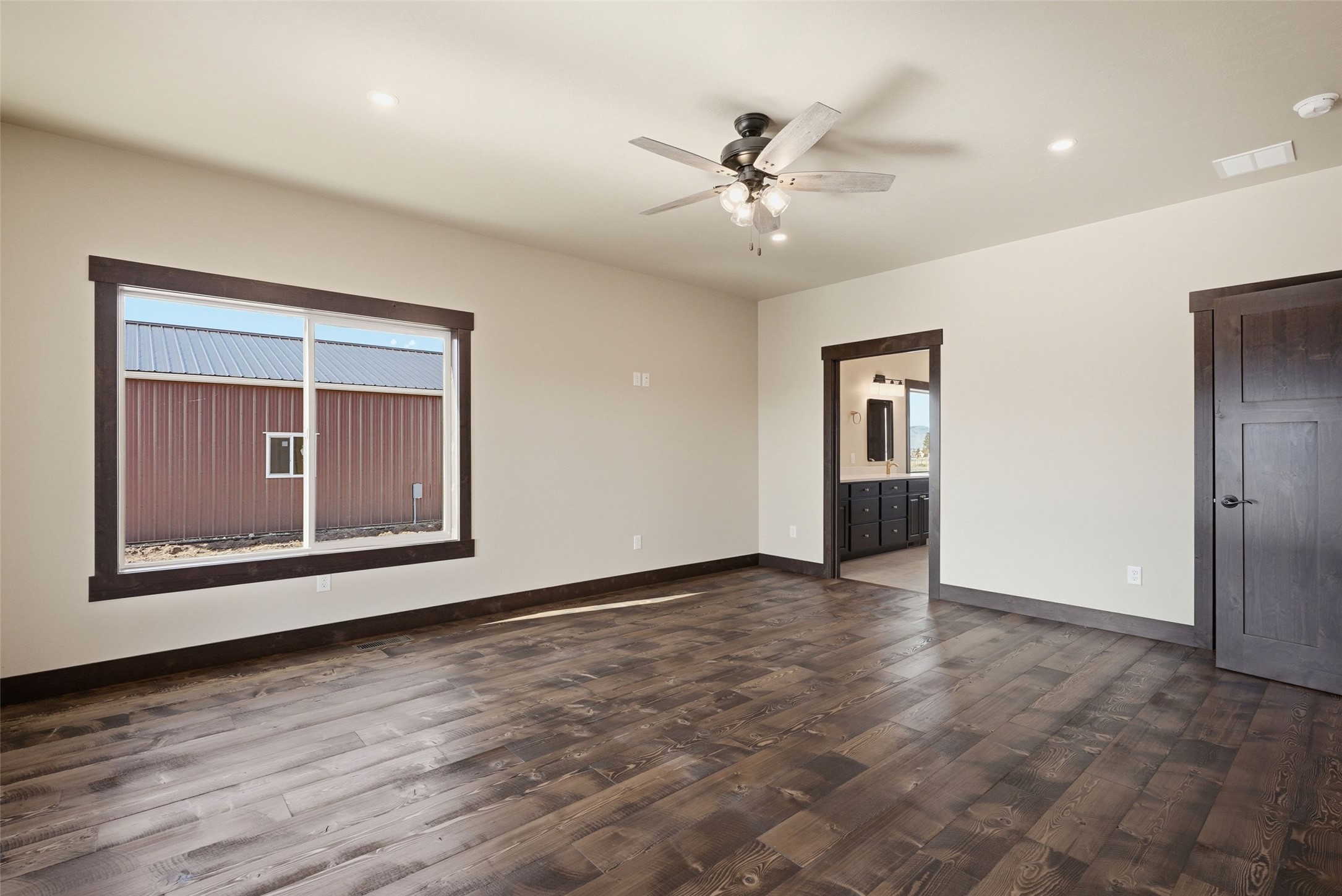  475 Ashleigh Lane - 物件實景