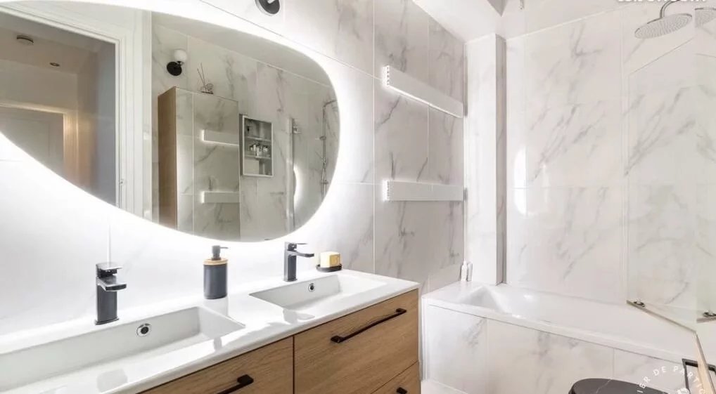 Neuilly-sur-Seine, Île-de-France, 92200, FR, 2 Bedrooms Bedrooms, ,Residential,For Sale,1901907
