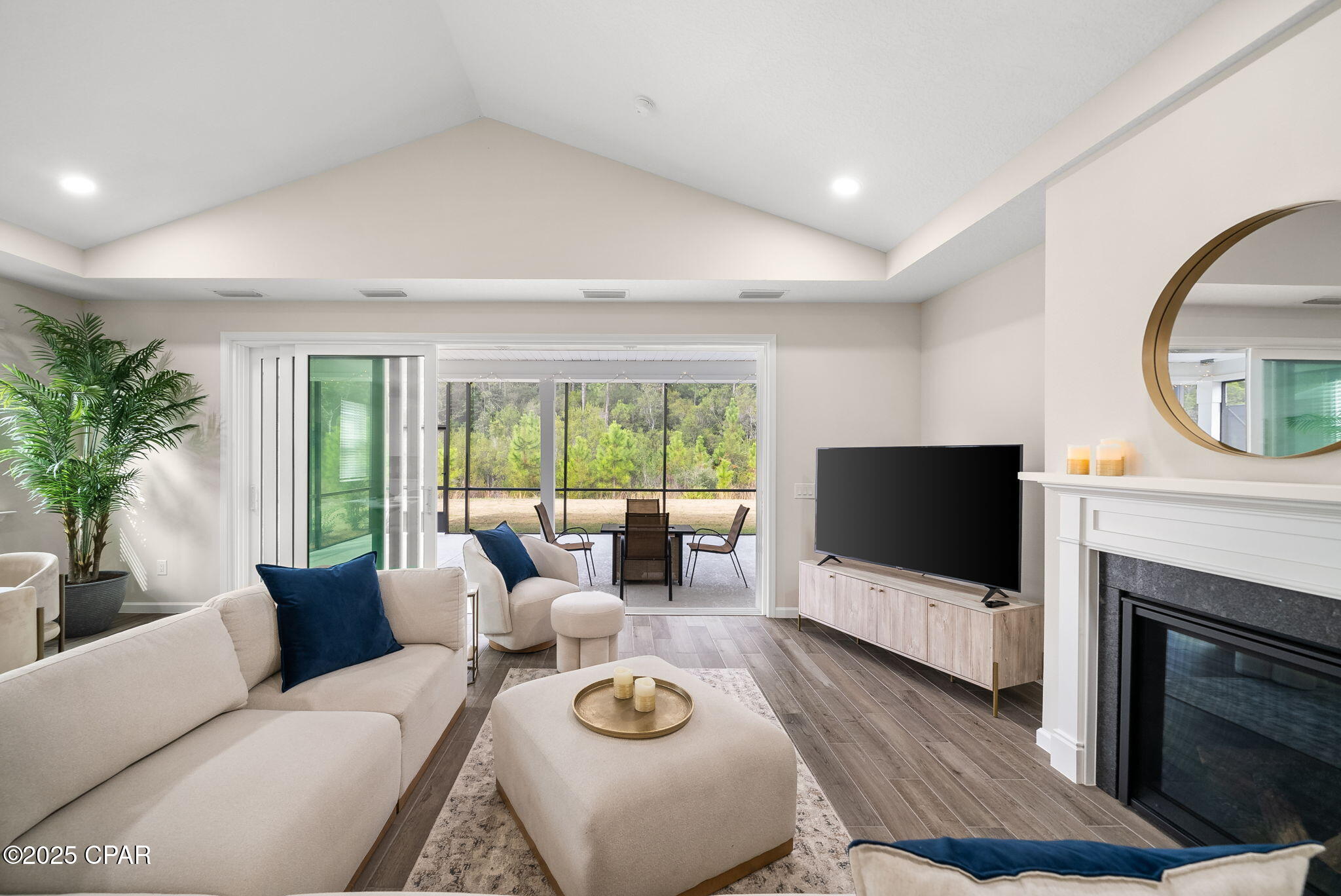 Panama City Beach, Florida, 32413, United States, 2 Bedrooms Bedrooms, ,3 BathroomsBathrooms,Residential,For Sale,2000700