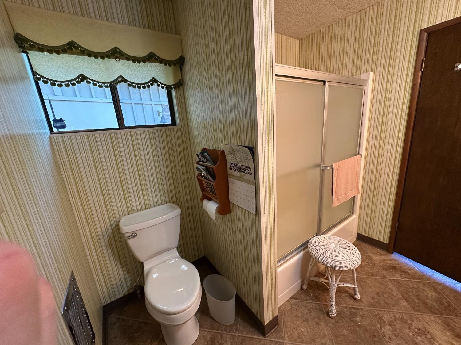 Jamestown, California, 95327, United States, 2 Bedrooms Bedrooms, ,1 BathroomBathrooms,Residential,For Sale,1827310