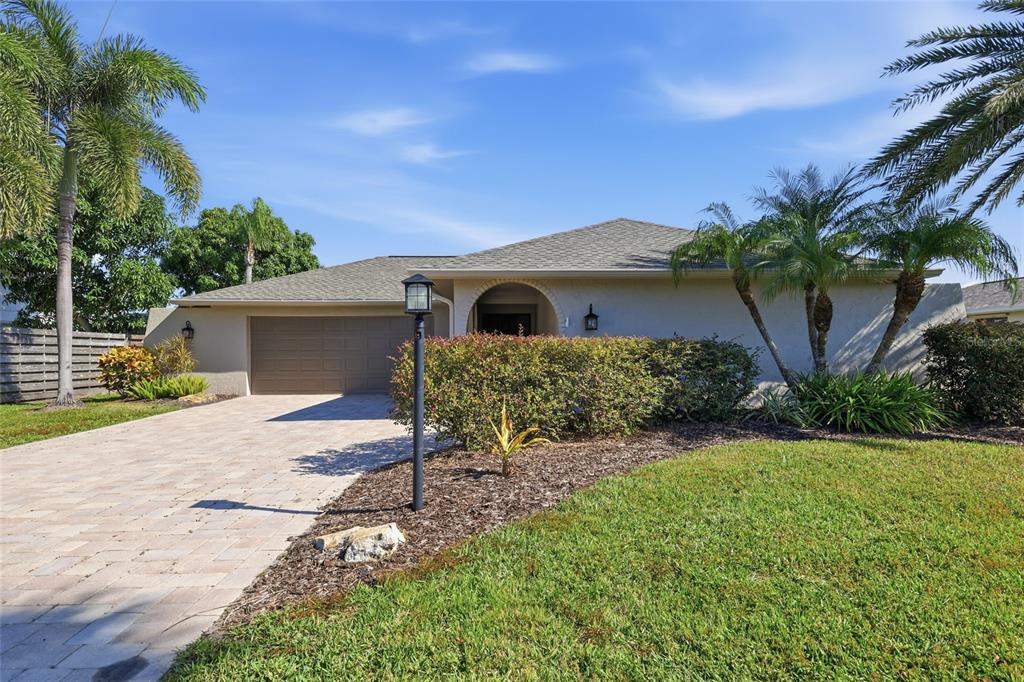 Sarasota, Florida, 34238, United States, 3 Bedrooms Bedrooms, ,2 BathroomsBathrooms,Residential,For Sale,1999159