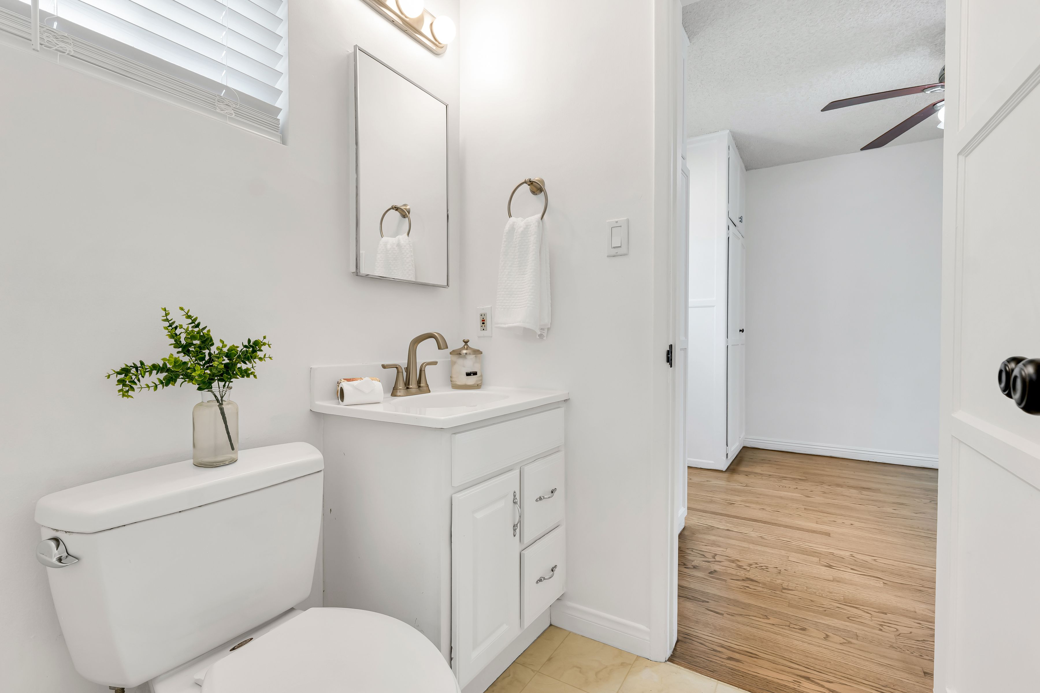 Timeless Charm in Winnetka - 物件實景
