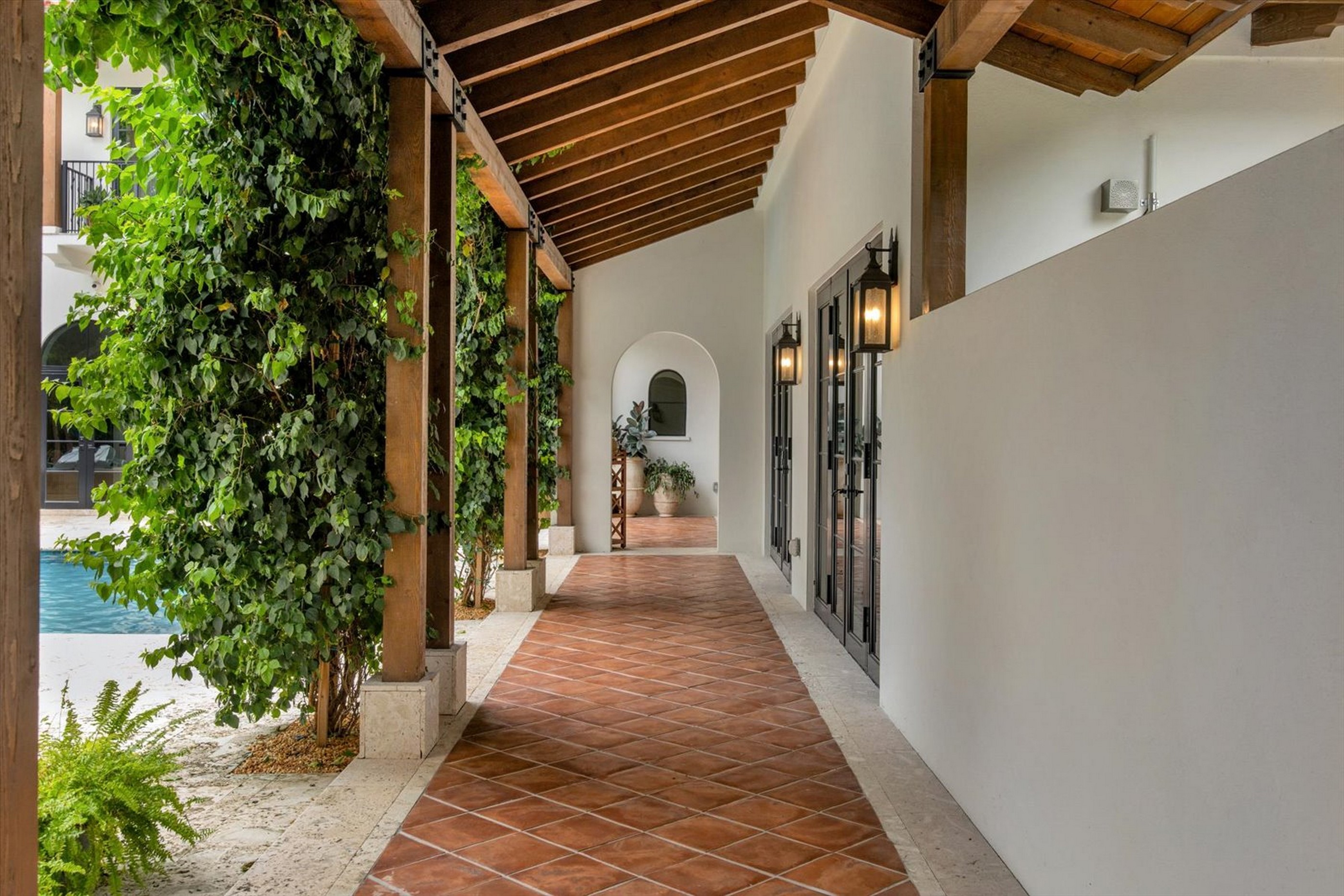  545 San Antonio Ave, Coral Gables, FL, 33146 - 物件實景