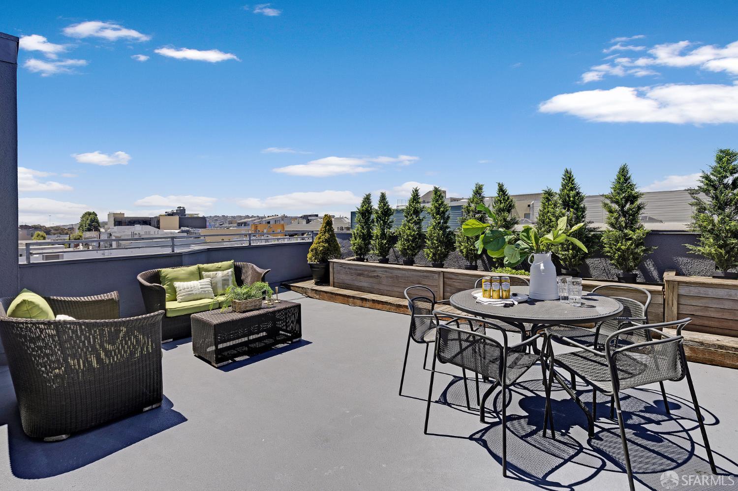 San Francisco, California, 94103, United States, 2 Bedrooms Bedrooms, ,2 BathroomsBathrooms,Residential,For Sale,1849011
