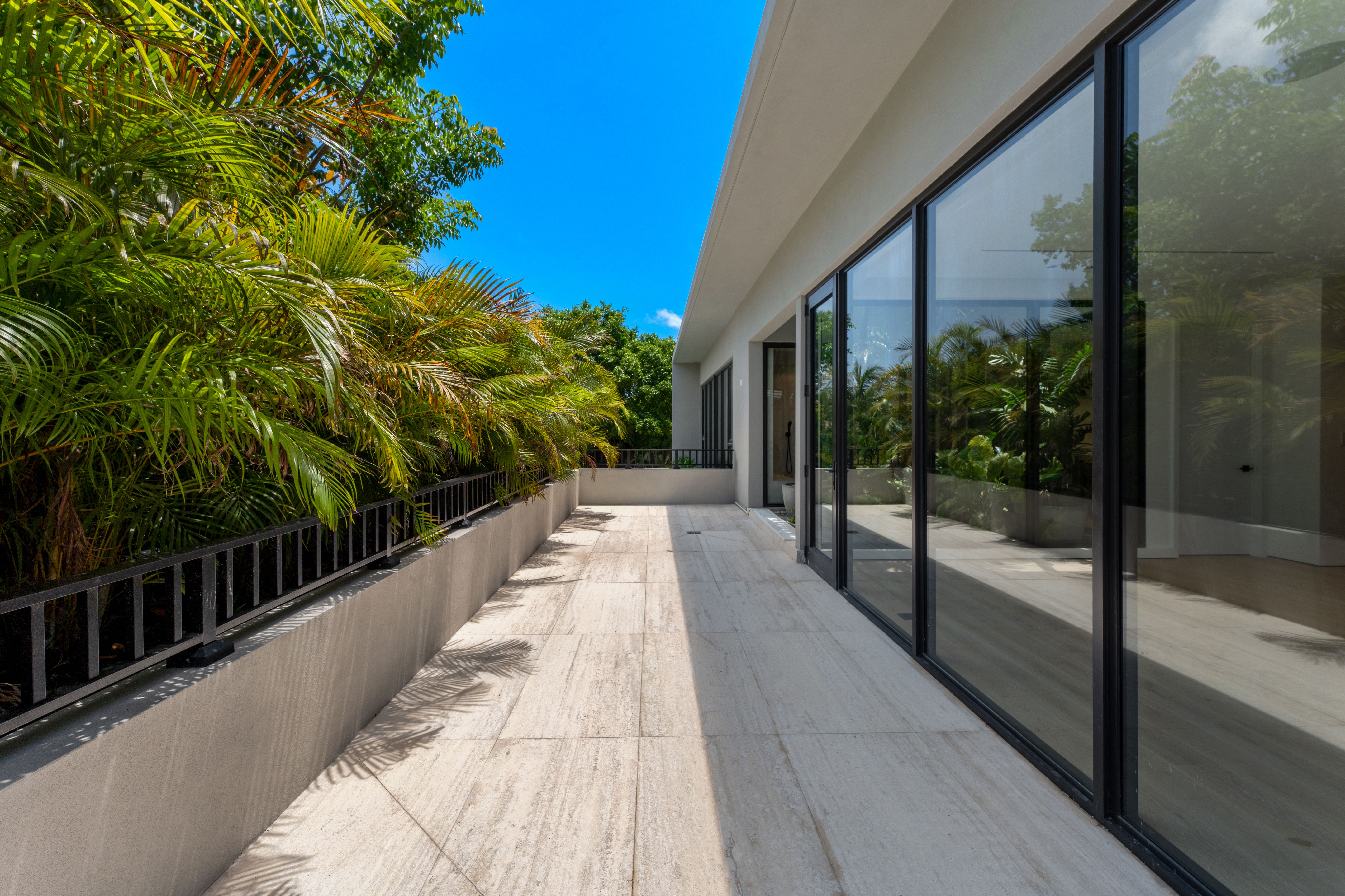  165 Hampton Ln, Key Biscayne, FL, 33149 - 物件實景