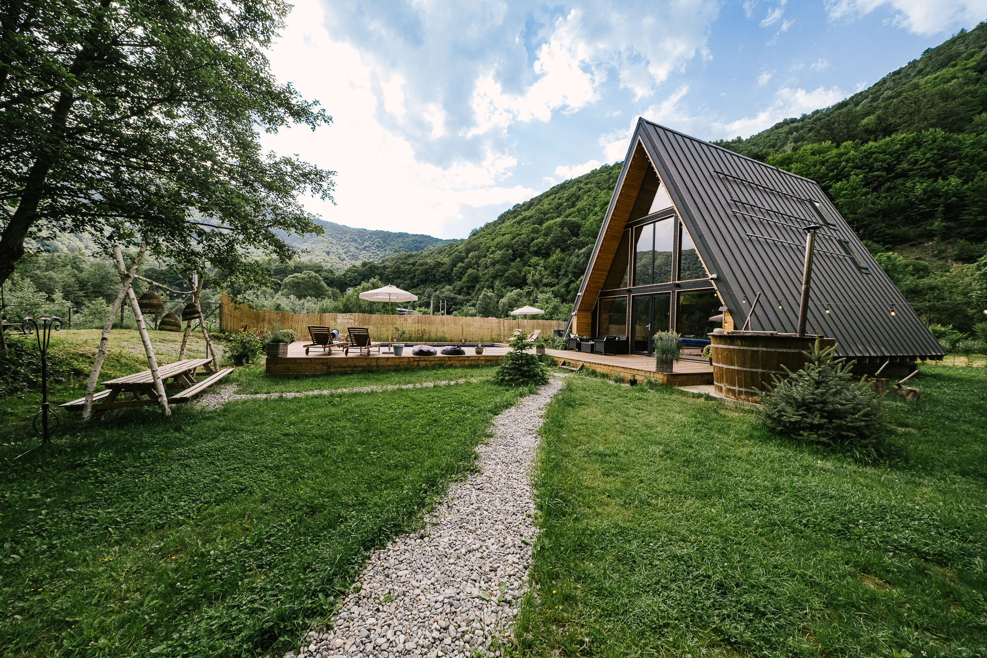  A Home Between River, Forest and Sky in the Heart of the Lotru Mountains - 物件實景