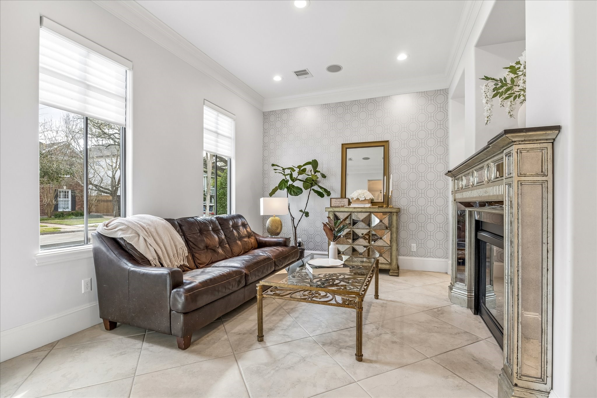 4022 Coleridge Street - 物件實景
