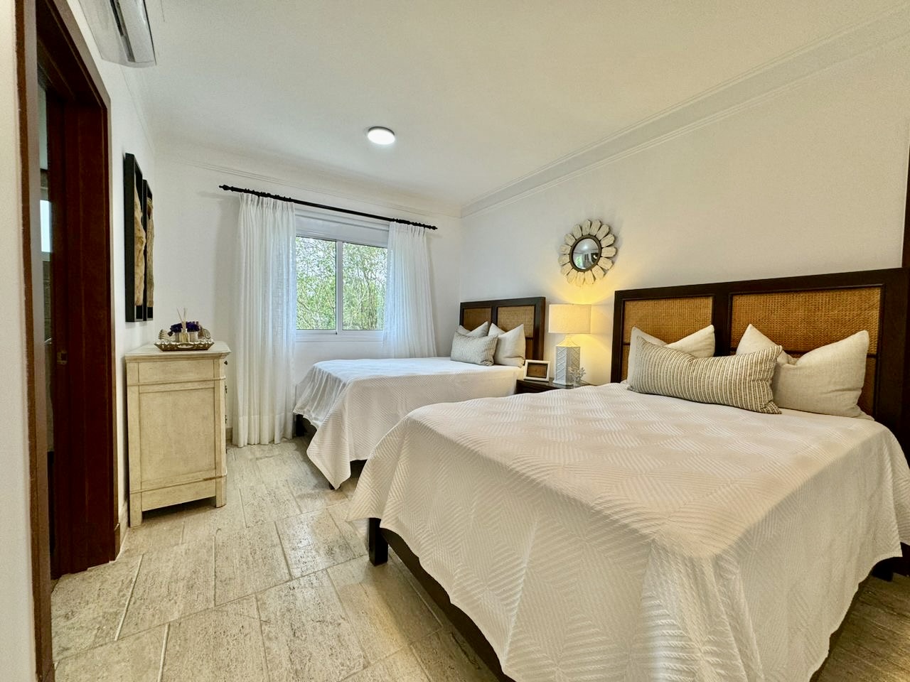 Luxurious 3-Bedroom Condo in Las Terrenas Only Min, Las Terrenas, DO, 3 Bedrooms Bedrooms, ,4 BathroomsBathrooms,Residential,For Sale,Luxurious 3-Bedroom Condo in Las Terrenas Only Min,1674771