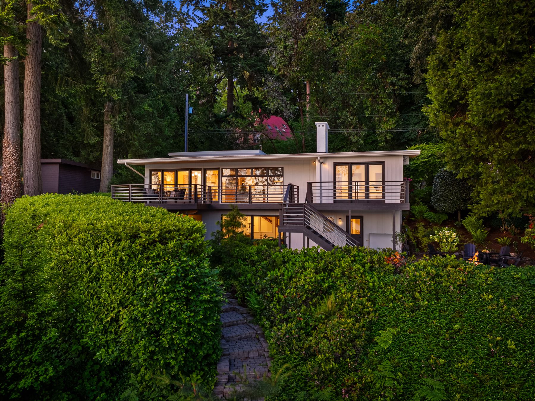 9453 Olympus Beach Rd NE, Bainbridge Island, WA 98110 - 物件實景