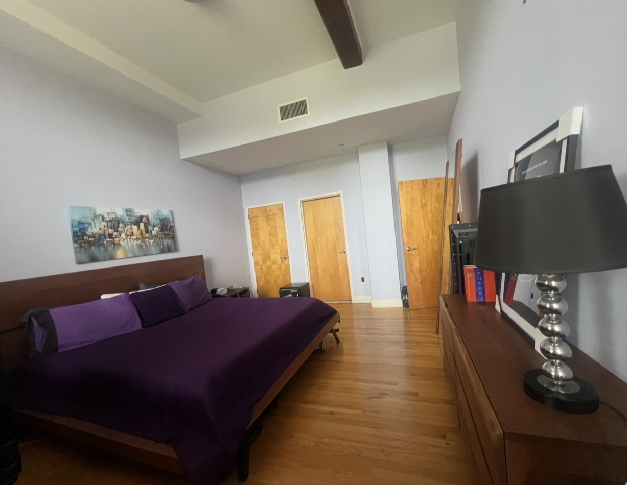 Glendale, New York, 11385, United States, 2 Bedrooms Bedrooms, ,2 BathroomsBathrooms,Residential,For Sale,1987911