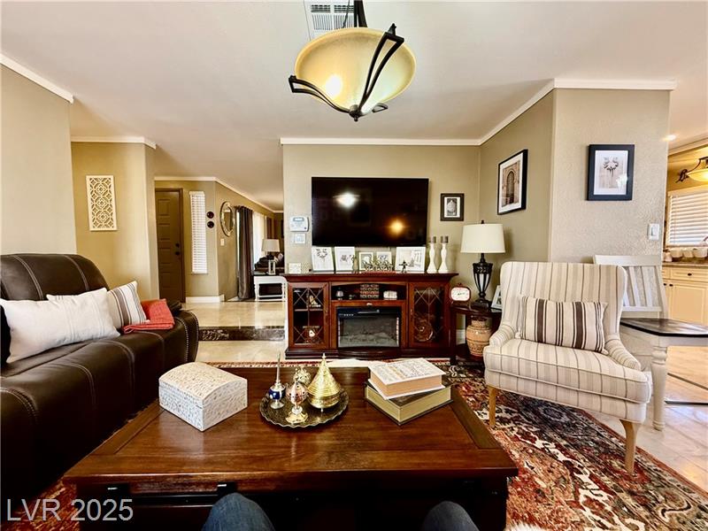 Las Vegas, Nevada, 89121, United States, 3 Bedrooms Bedrooms, ,2 BathroomsBathrooms,Residential,For Sale,1981360