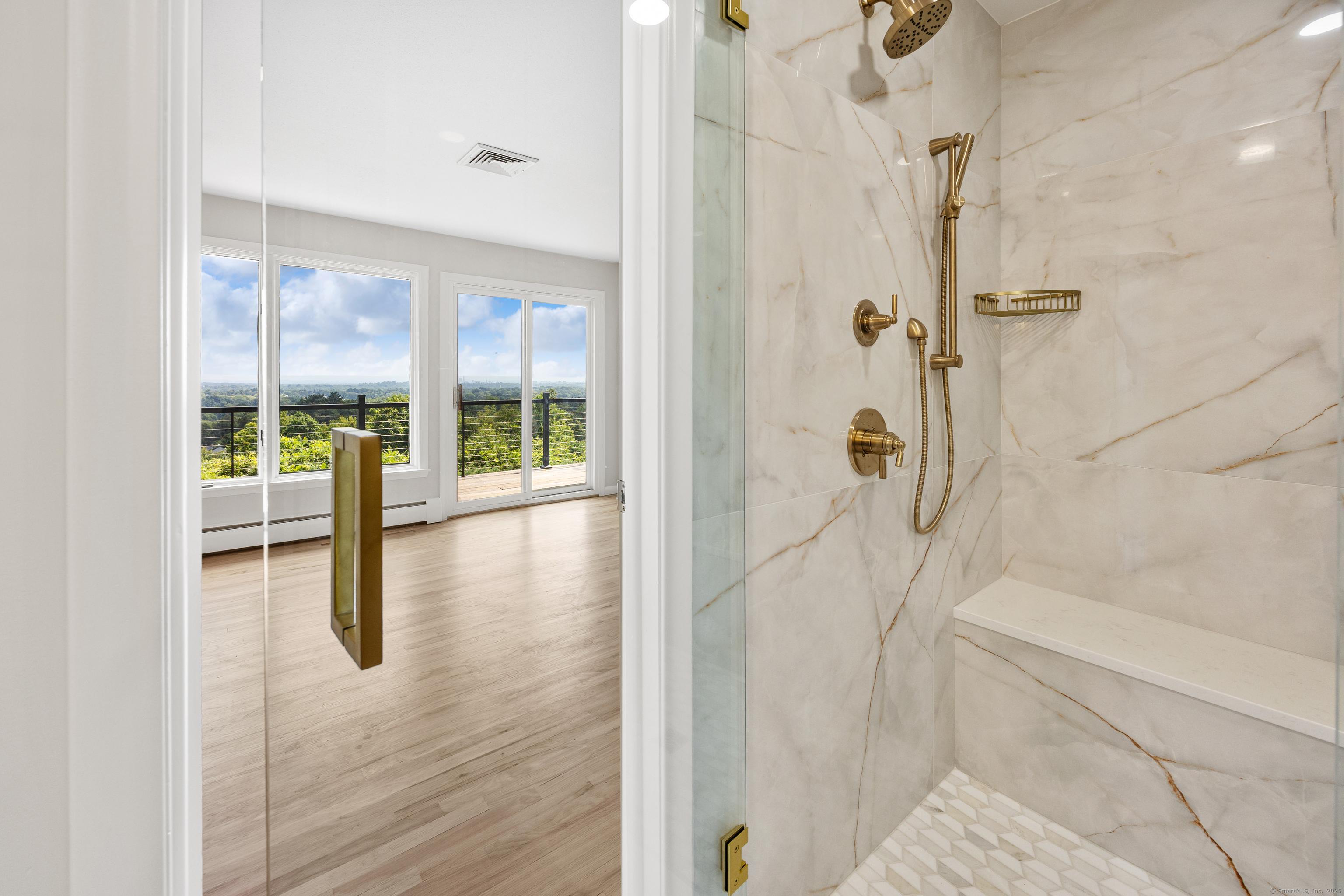 West Hartford, Connecticut, 06117, United States, 4 Bedrooms Bedrooms, ,3 BathroomsBathrooms,Residential,For Sale,1914164