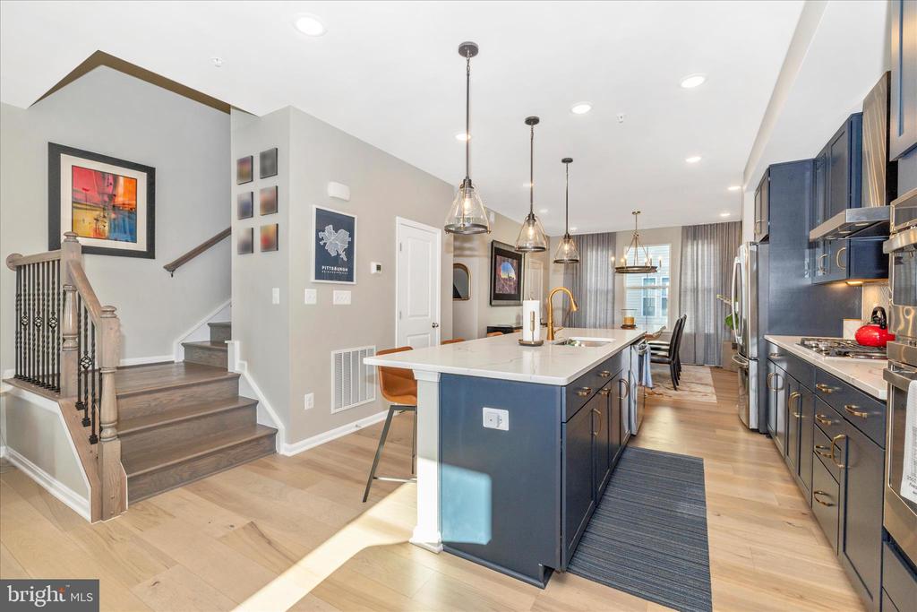 Frederick, Maryland, 21701, United States, 4 Bedrooms Bedrooms, ,4 BathroomsBathrooms,Residential,For Sale,2005194