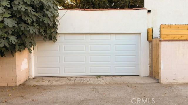 Los Angeles, California, 90018, United States, 3 Bedrooms Bedrooms, ,2 BathroomsBathrooms,Residential,For Sale,1986110