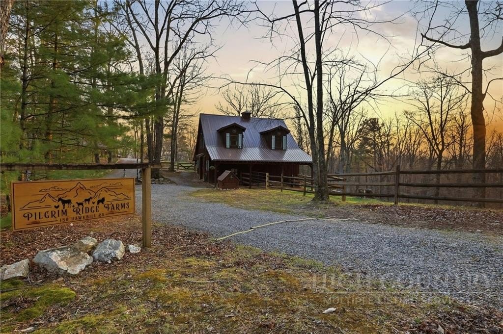 Ferguson, North Carolina, 28624, United States, 2 Bedrooms Bedrooms, ,2 BathroomsBathrooms,Residential,For Sale,2033165