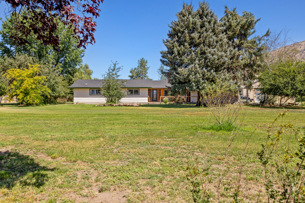 KLAMATH FALLS, Oregon, 97603, United States, 3 Bedrooms Bedrooms, ,2 BathroomsBathrooms,Residential,For Sale,1984285