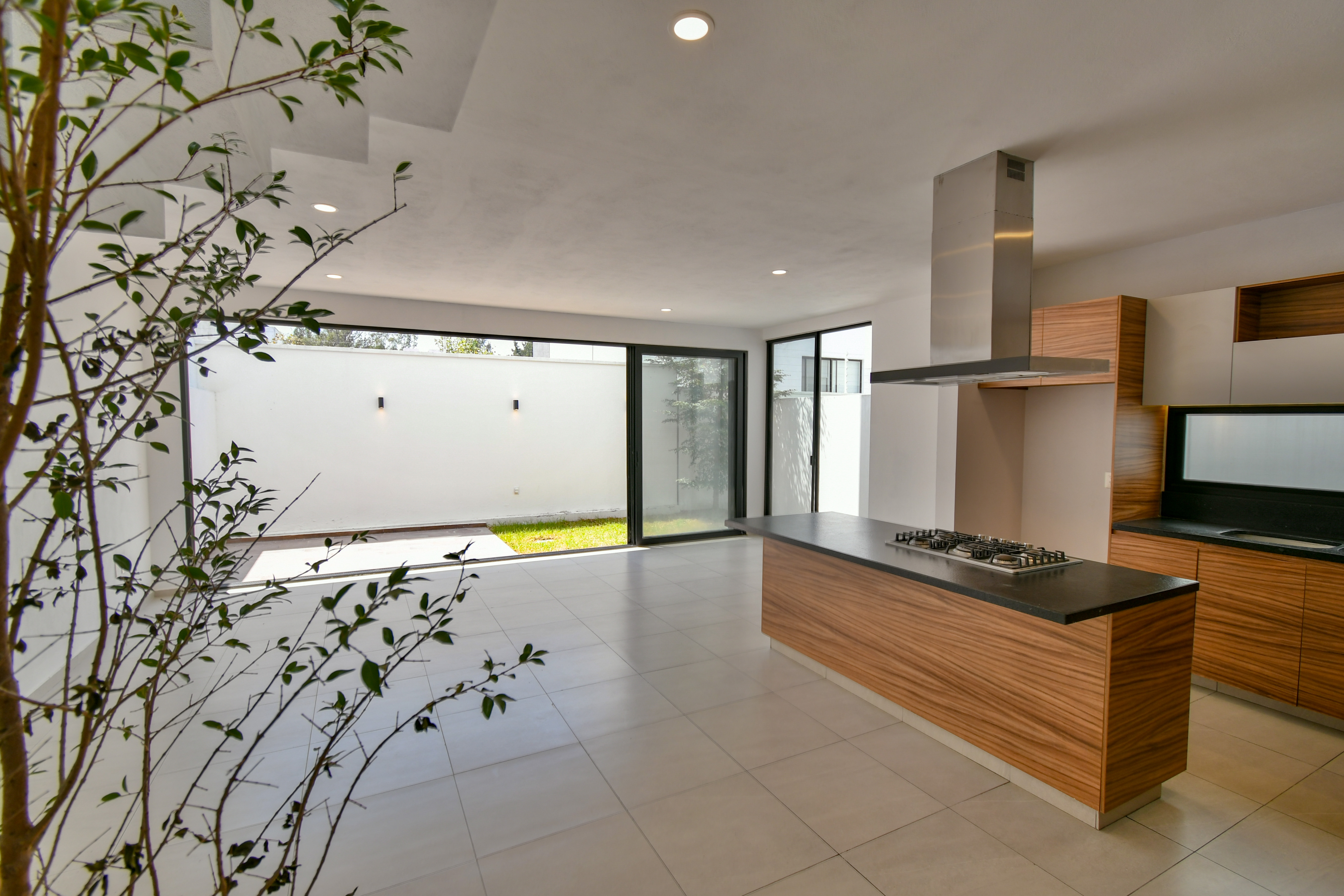  Casa en venta en Coto Encino, Bosques Vallarta  3 recámaras + roof top - 物件實景