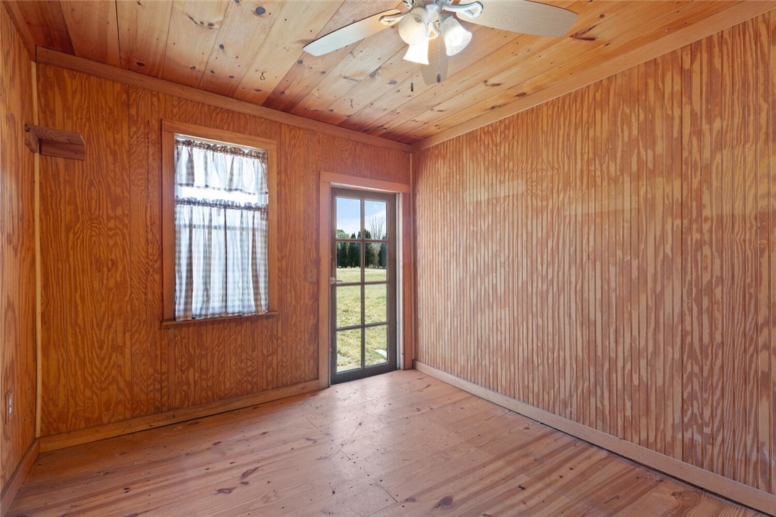 Scituate, Rhode Island, 02857, United States, 3 Bedrooms Bedrooms, ,2 BathroomsBathrooms,Residential,For Sale,1920020