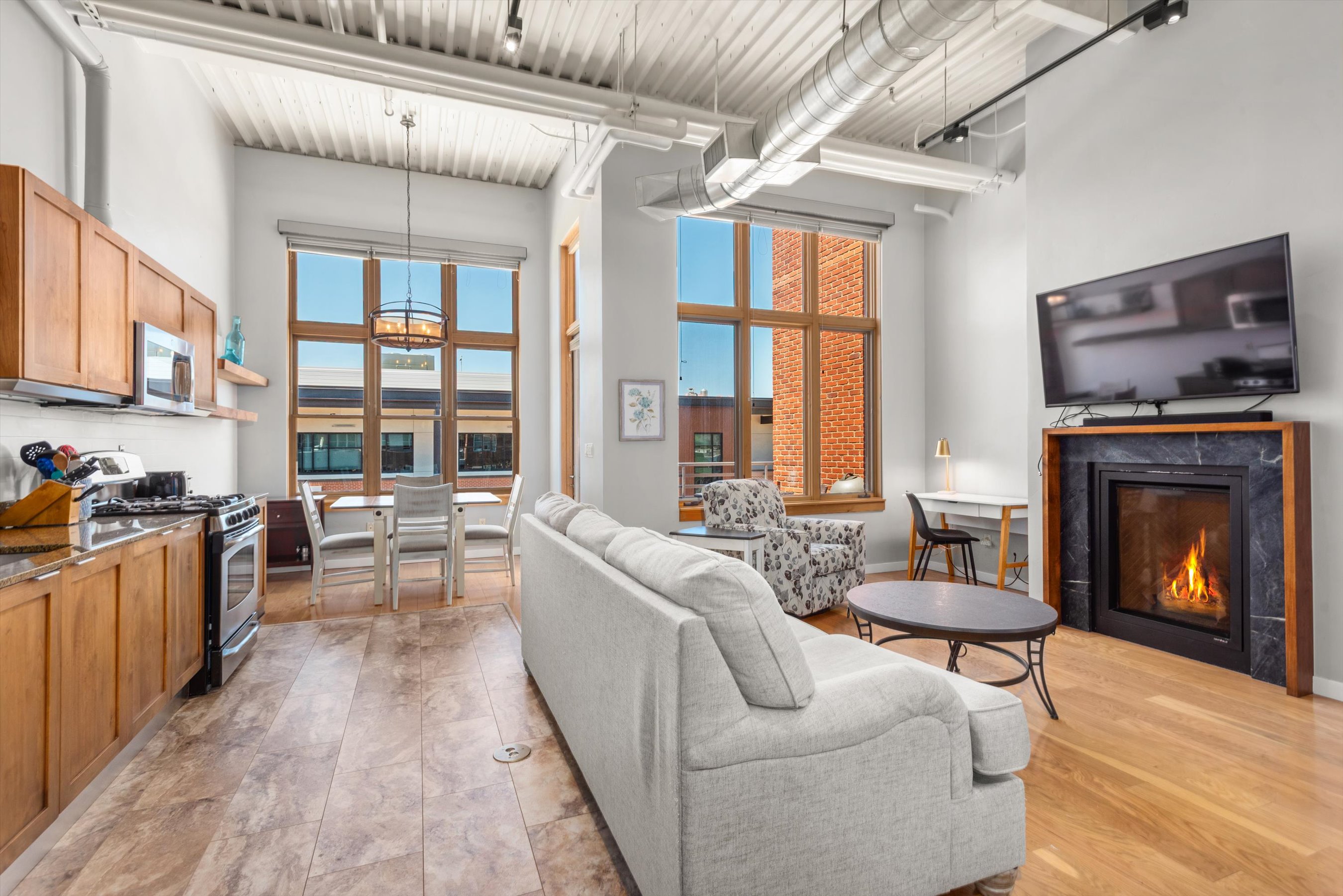  Triangle Park Lofts 310 - 物件實景