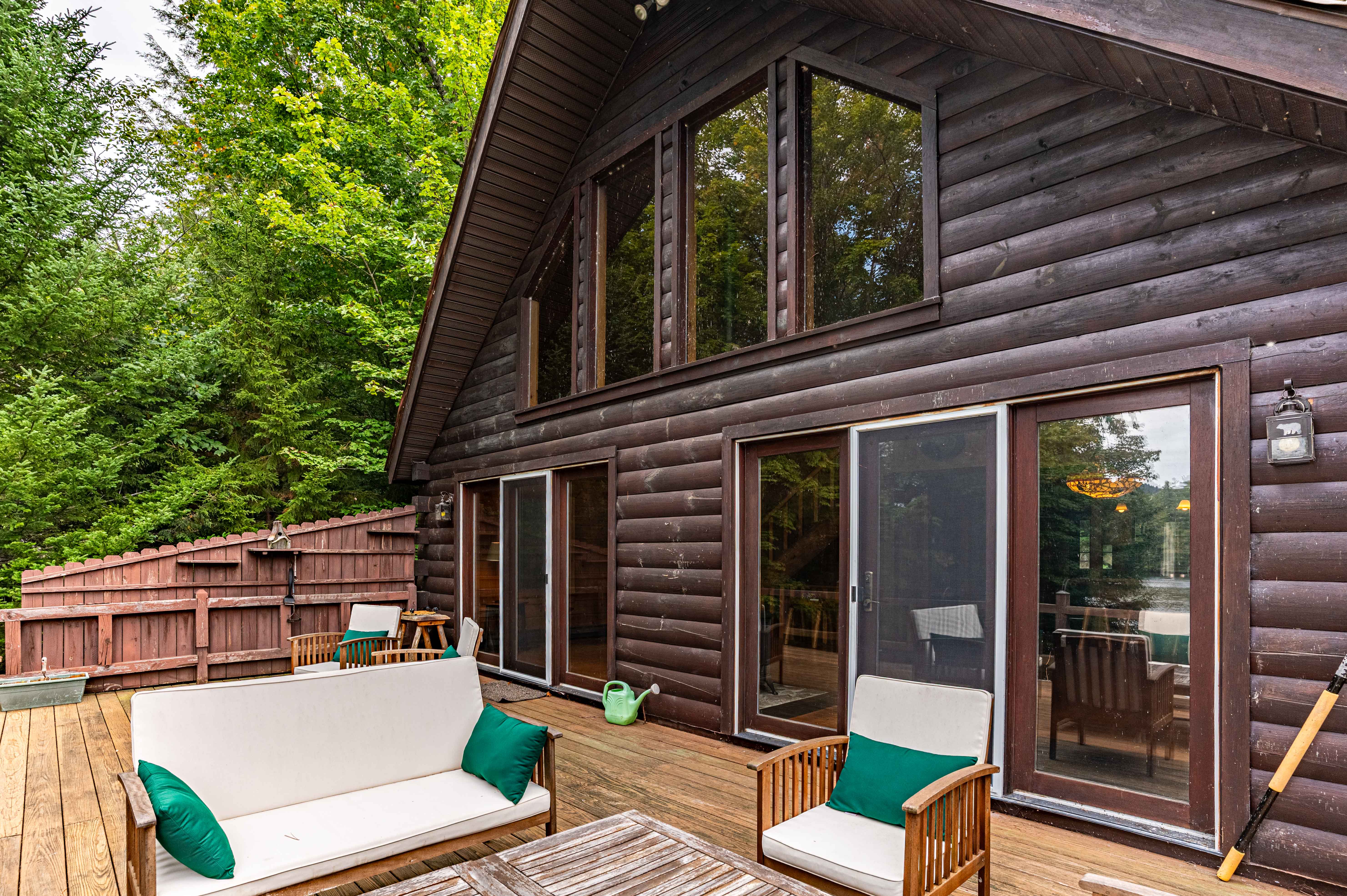 Year Round Chalet in a Beautiful, Protected Cove - 物件實景