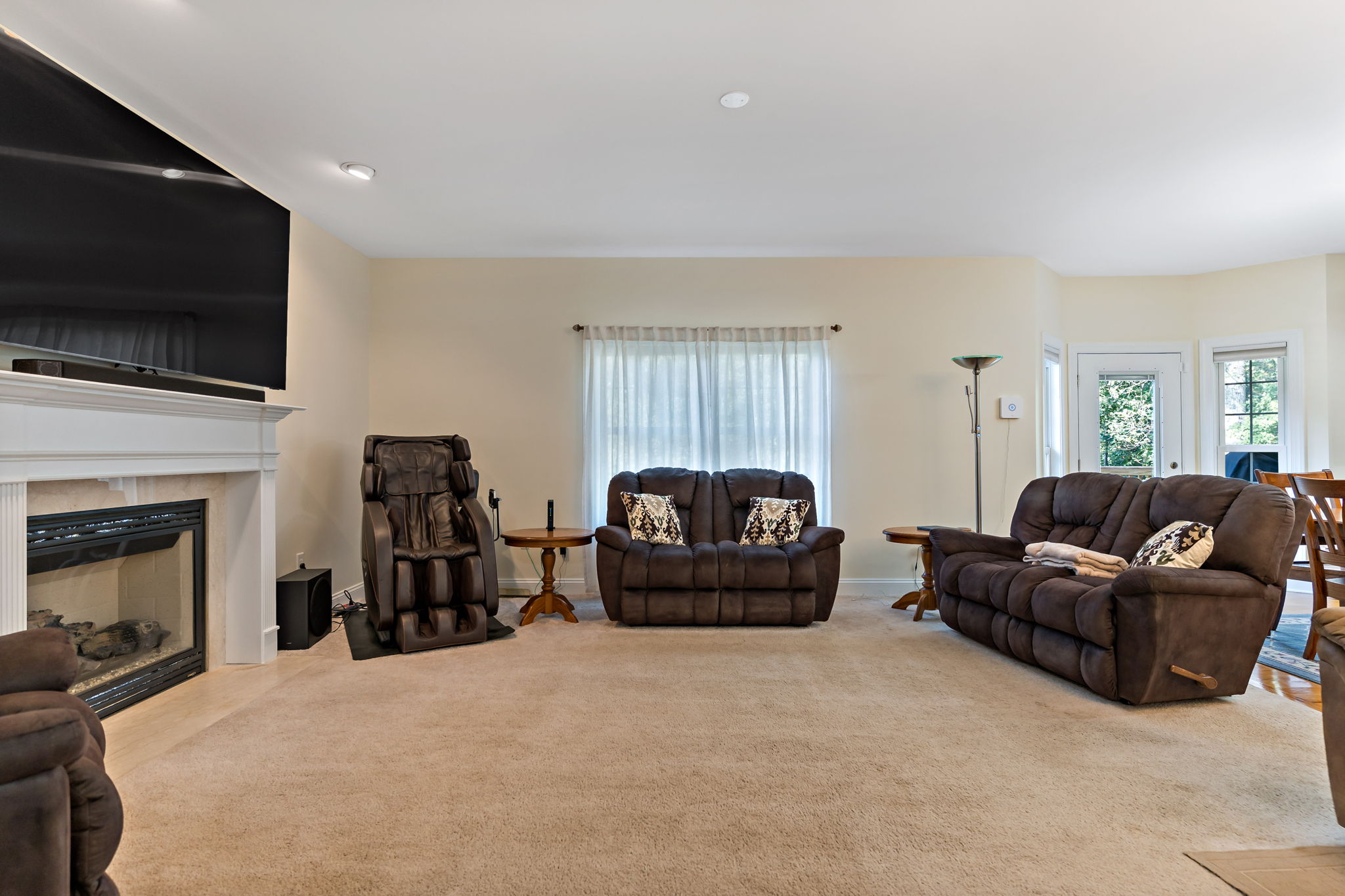 Harpers Ferry, West Virginia, 25425, United States, 4 Bedrooms Bedrooms, ,Residential,For Sale,1977354