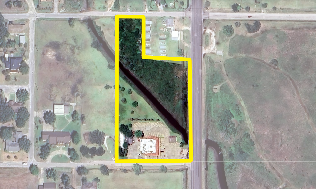 Palacios, Texas, 77465, United States, 2 Bedrooms Bedrooms, ,2 BathroomsBathrooms,Residential,For Sale,1759838