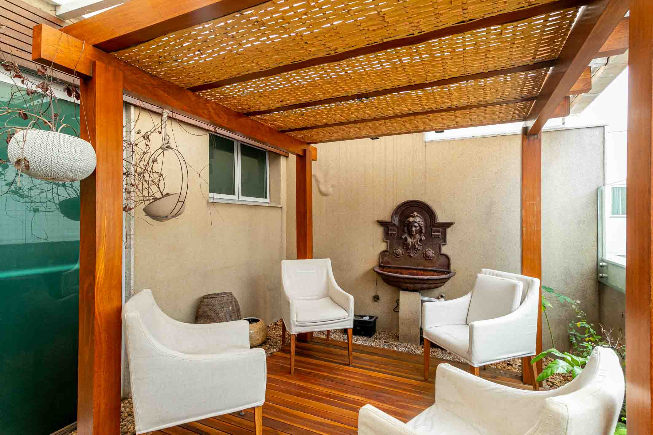  Renovated penthouse with four bedrooms near the beach - 物件實景
