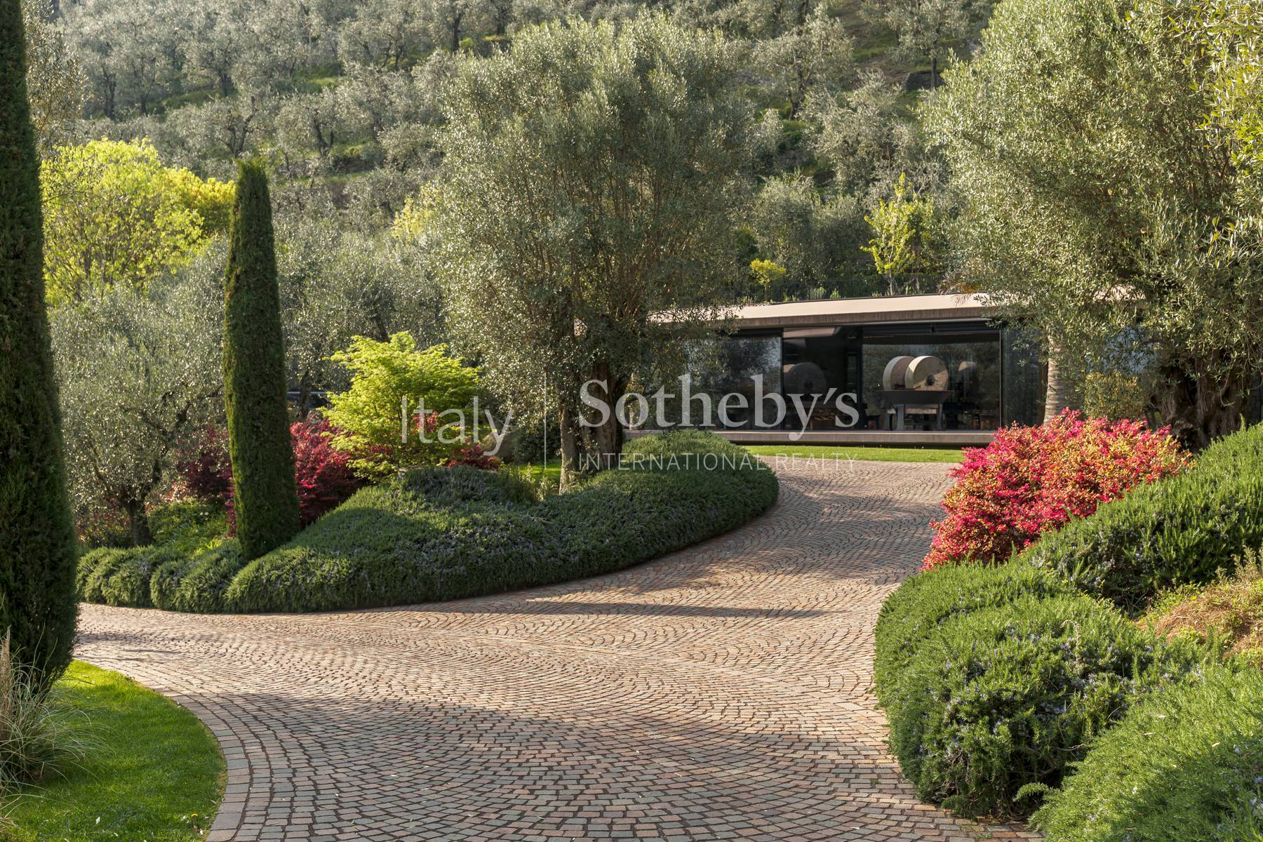  Villa Miravalle: A Historic Residence Between Lake and Mountains - 物件實景