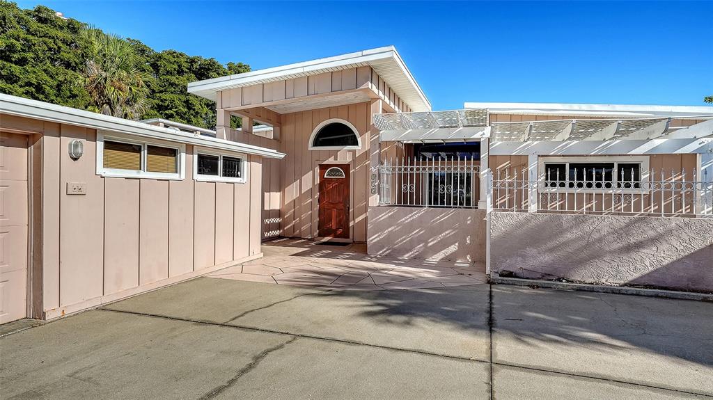 Sarasota, Florida, 34234, United States, 3 Bedrooms Bedrooms, ,3 BathroomsBathrooms,Residential,For Sale,1994786