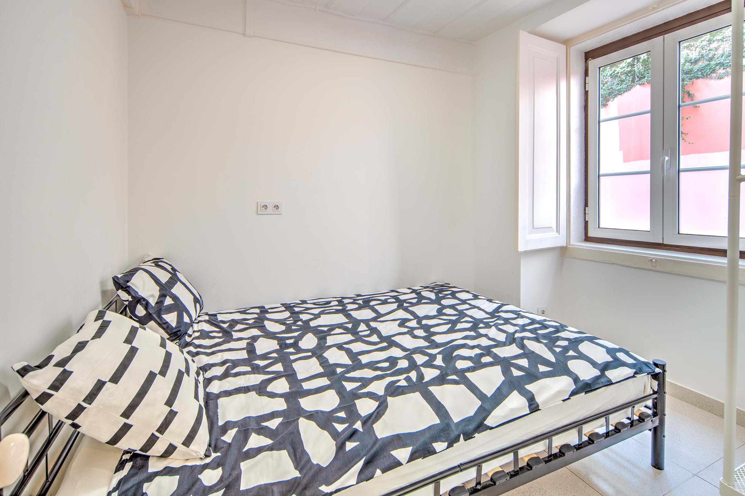 Lisboa, Lisbon, 1200-408, PT, ,Residential,For Sale,1700480