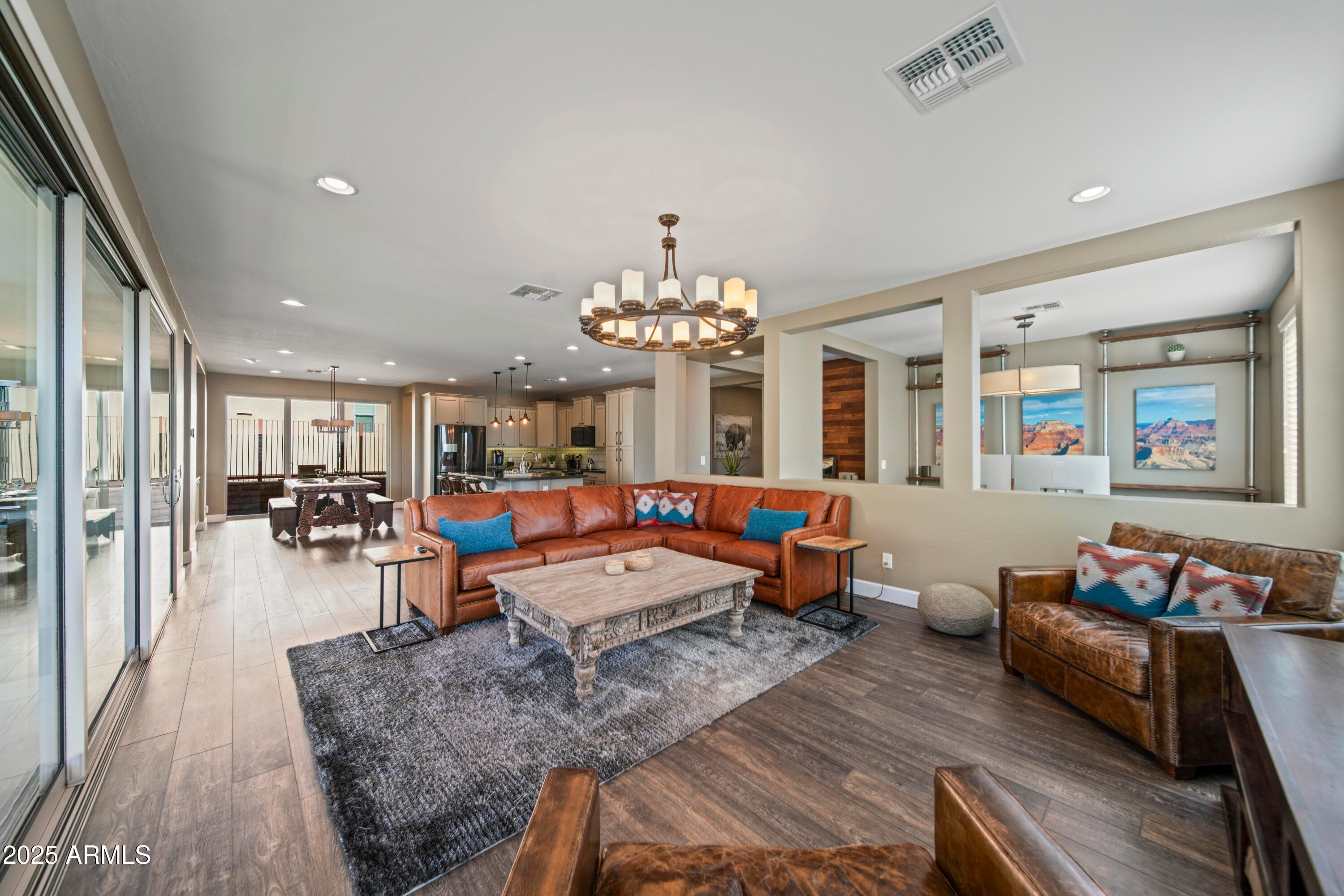 Wickenburg, Arizona, 85390, United States, 2 Bedrooms Bedrooms, ,2 BathroomsBathrooms,Residential,For Sale,1981369