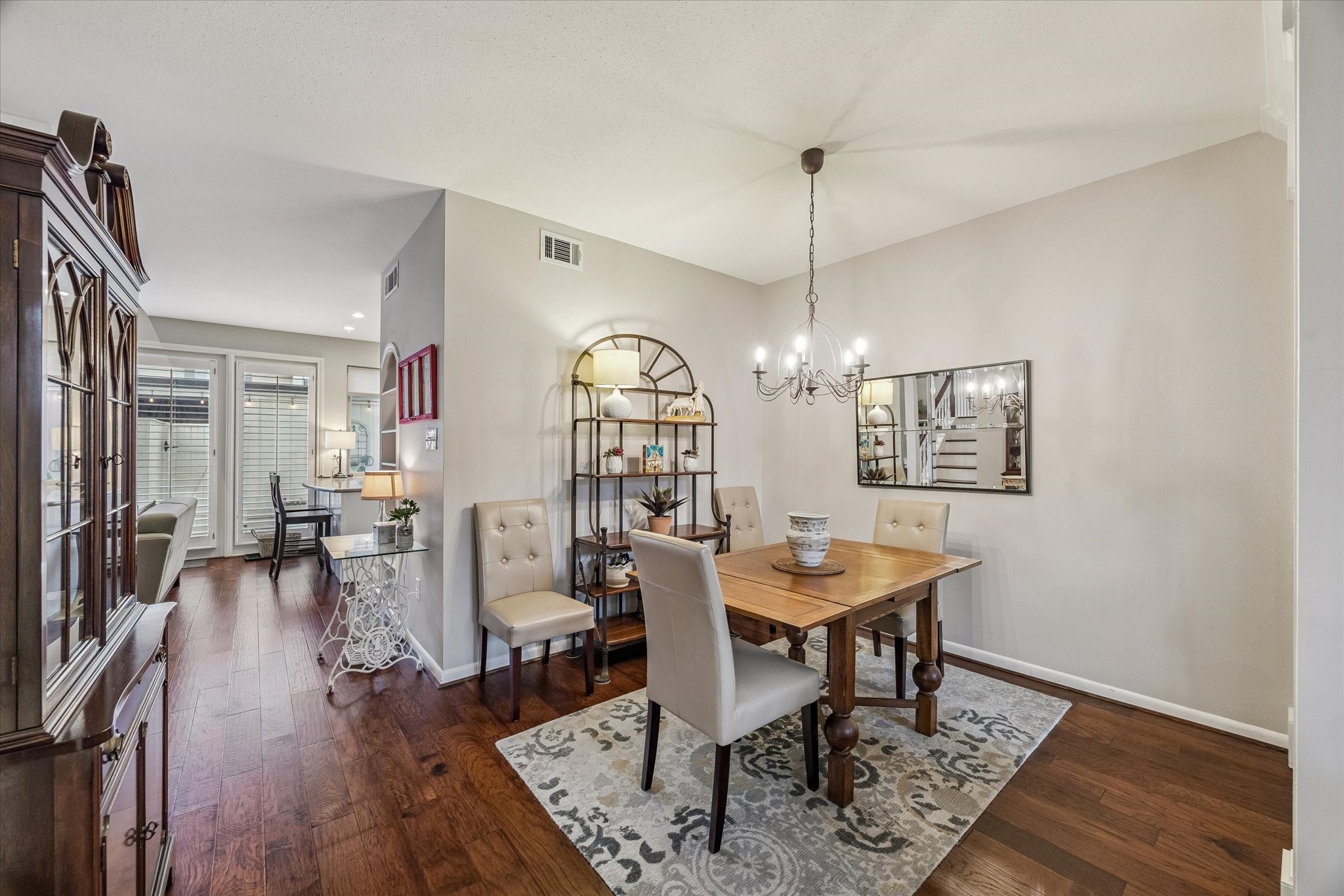  5904 Valley Forge Drive #157 - 物件實景