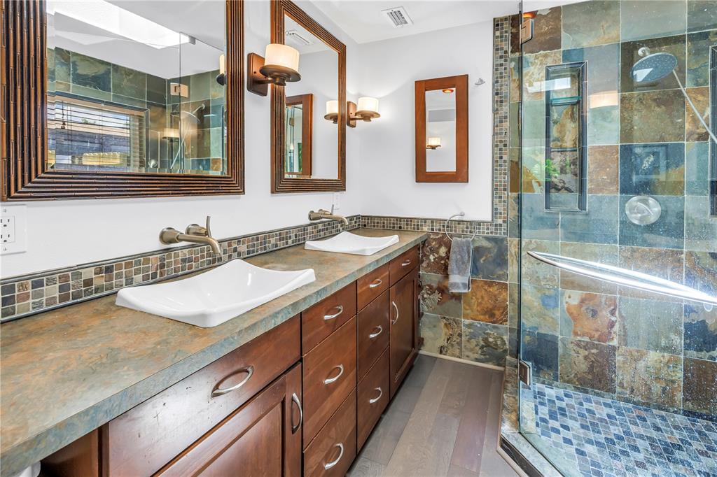 St Petersburg, Florida, 33711, United States, 3 Bedrooms Bedrooms, ,2 BathroomsBathrooms,Residential,For Sale,1862533