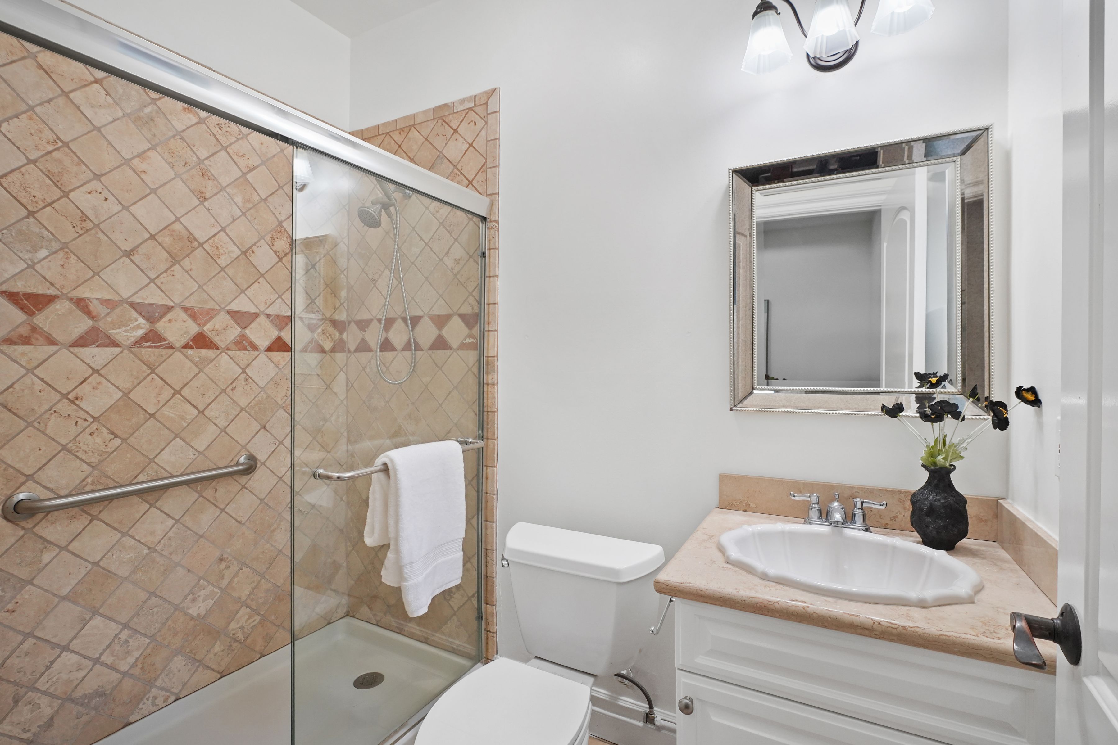  13164 Magnolia Boulevard - 物件實景