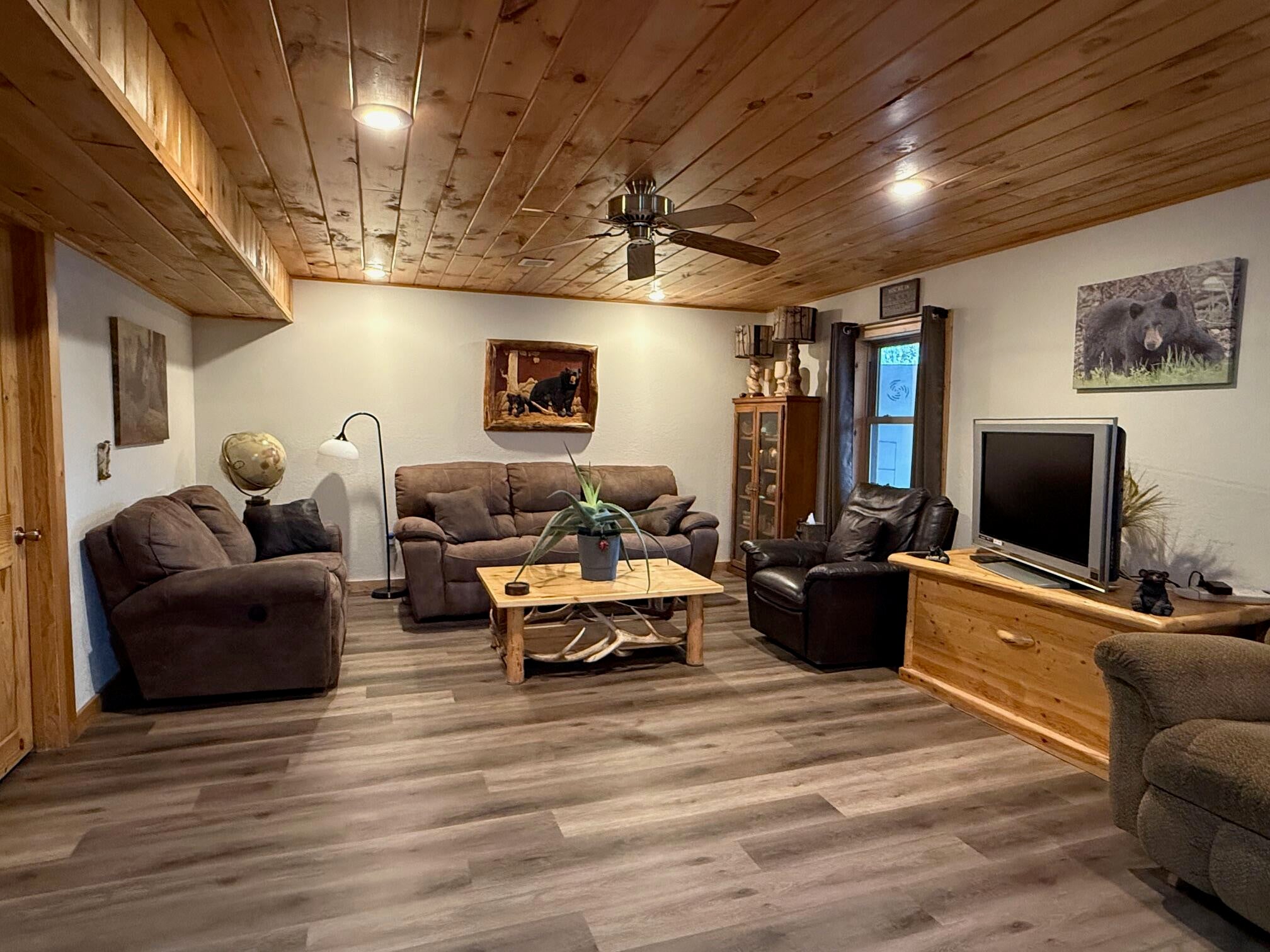 Norwood, Missouri, 65717, United States, 3 Bedrooms Bedrooms, ,3 BathroomsBathrooms,Residential,For Sale,2006315