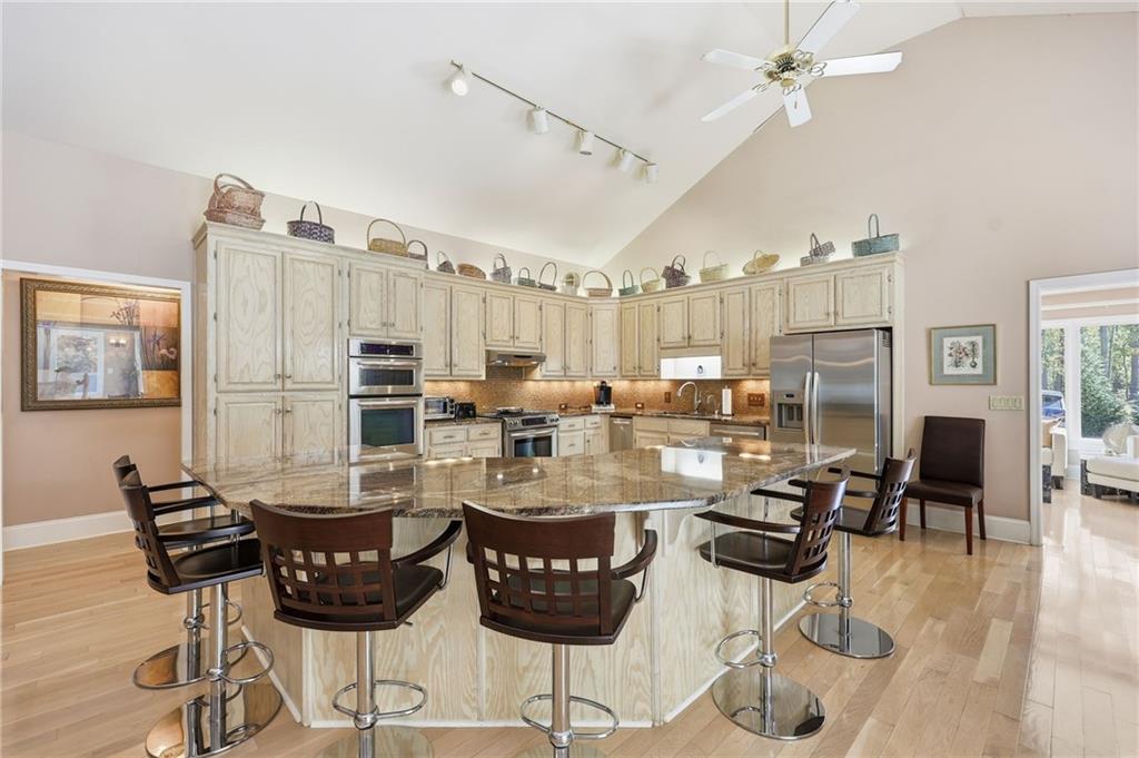 Buford, Georgia, 30518, United States, 4 Bedrooms Bedrooms, ,4 BathroomsBathrooms,Residential,For Sale,1986325